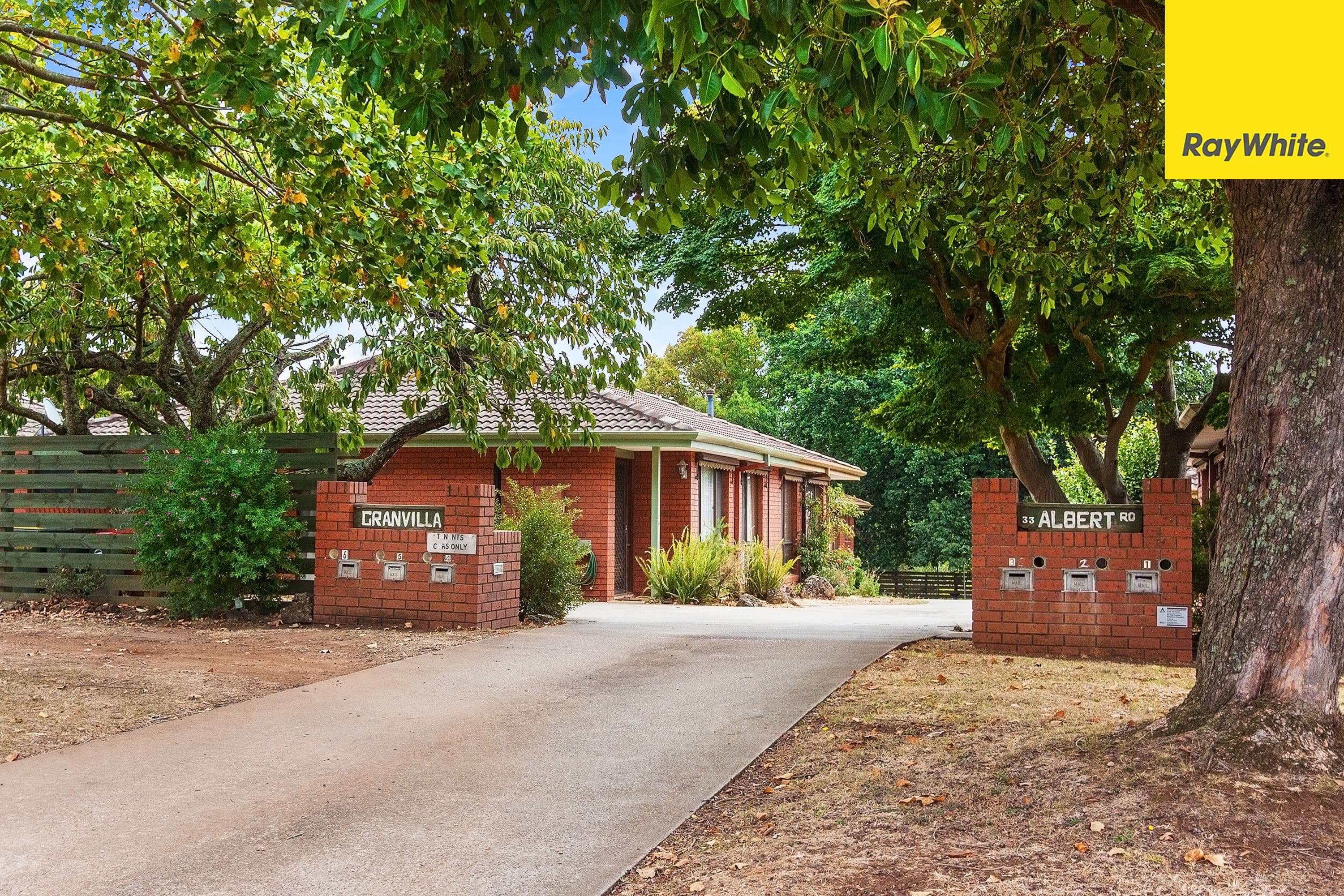 33 Albert Road, Drouin VIC 3818, Drouin - Image 1