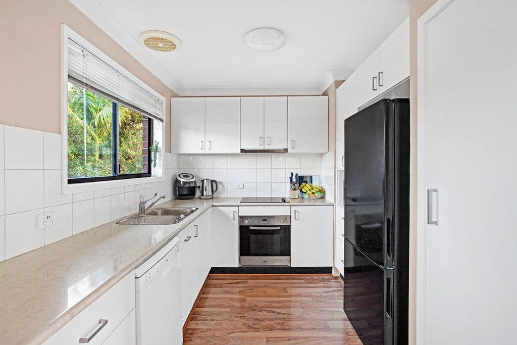 25 The Glen, Berkeley Vale NSW 2261, Berkeley Vale - Thumbnail 2