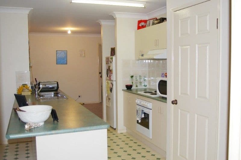 29 Fern Street, DECEPTION BAY QLD 4508, Deception Bay - Thumbnail 4