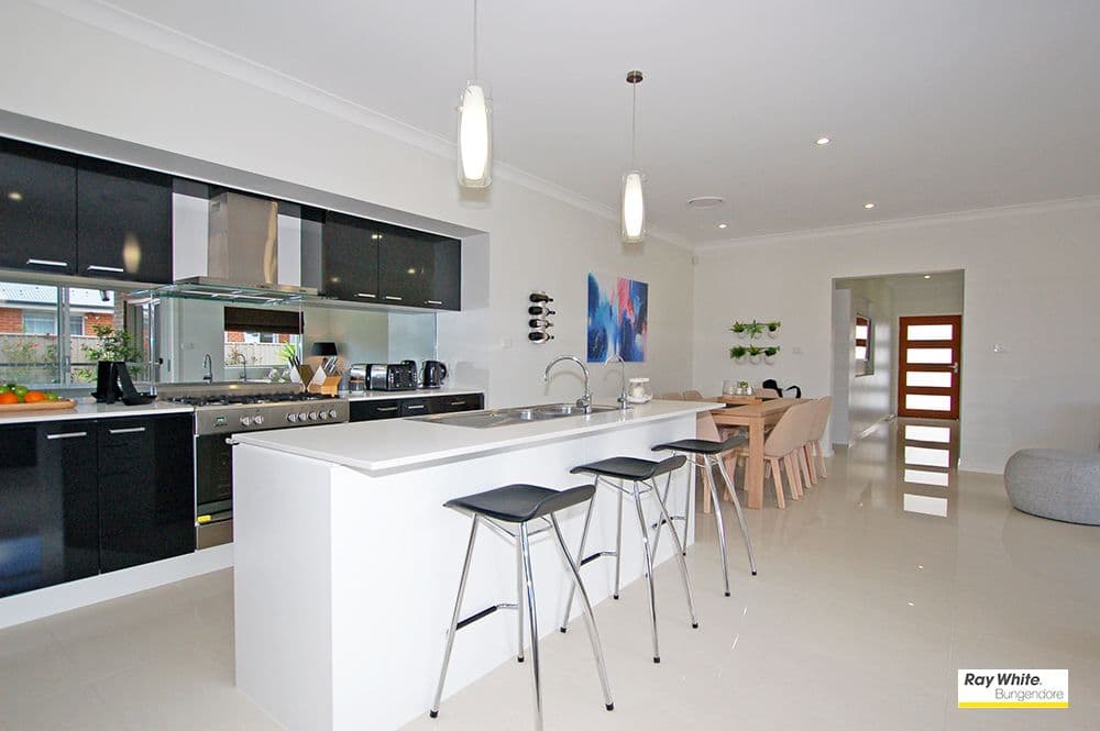 13 Angus Place, Bungendore - Thumbnail 2