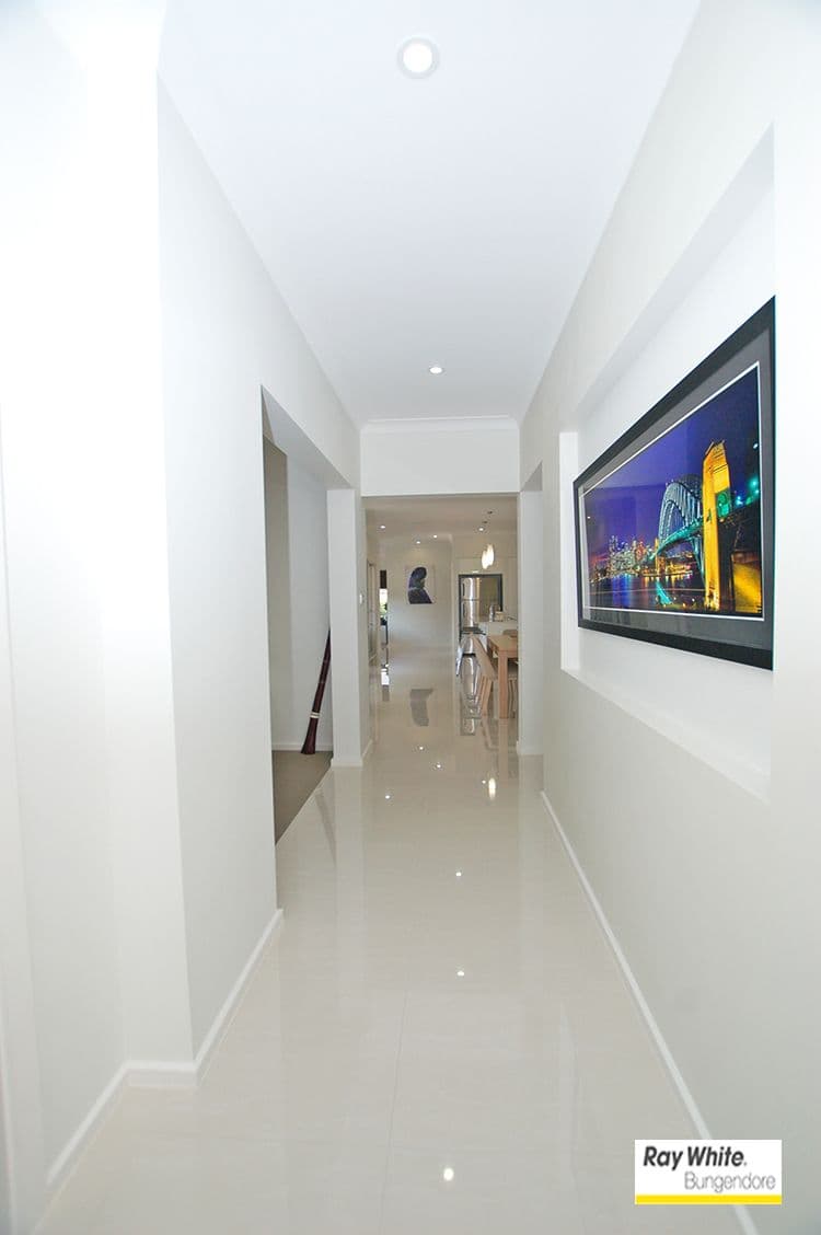 13 Angus Place, Bungendore - Thumbnail 3