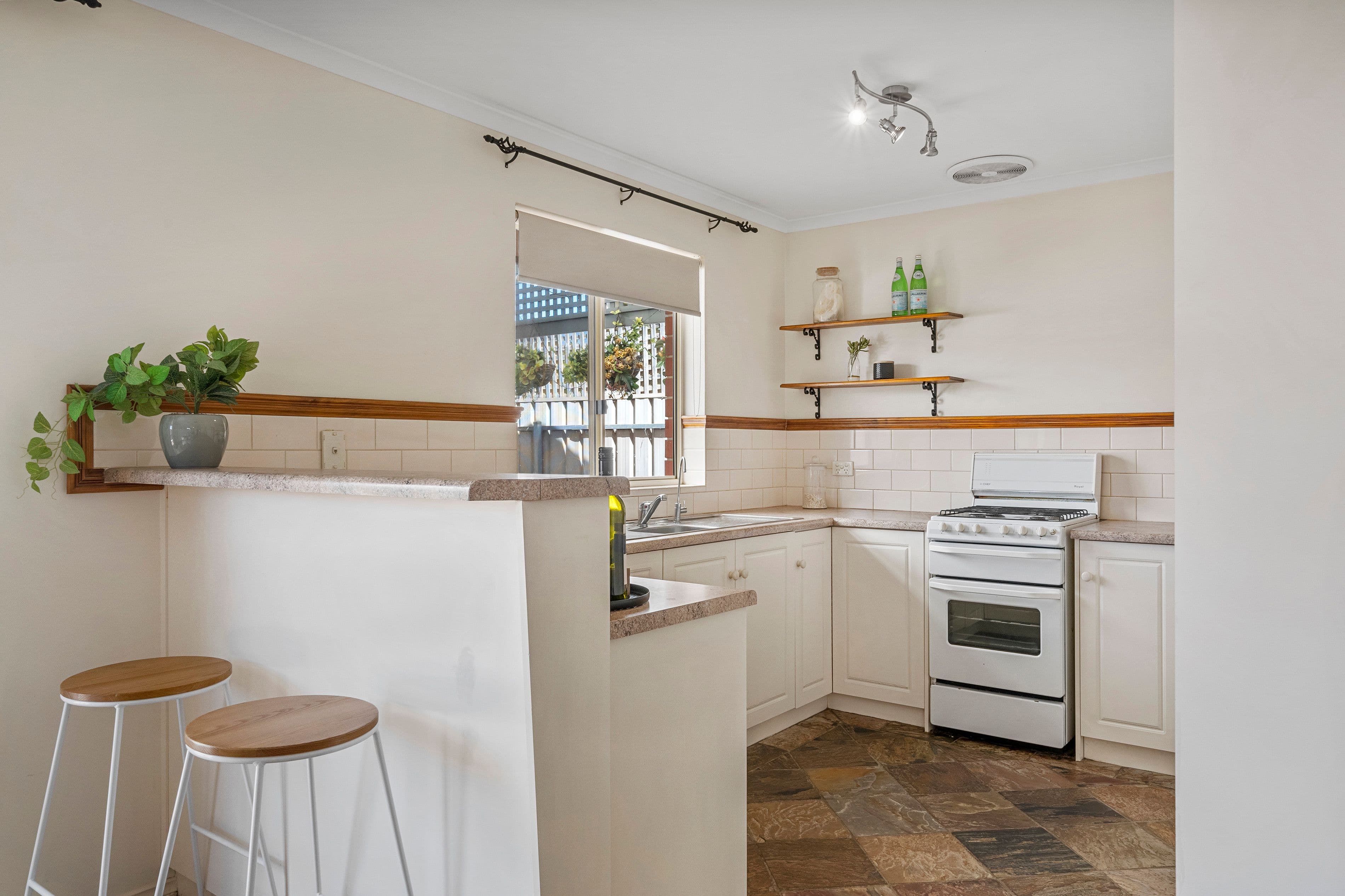 7 Claremont Avenue, Oakden SA 5086, Oakden - Thumbnail 2