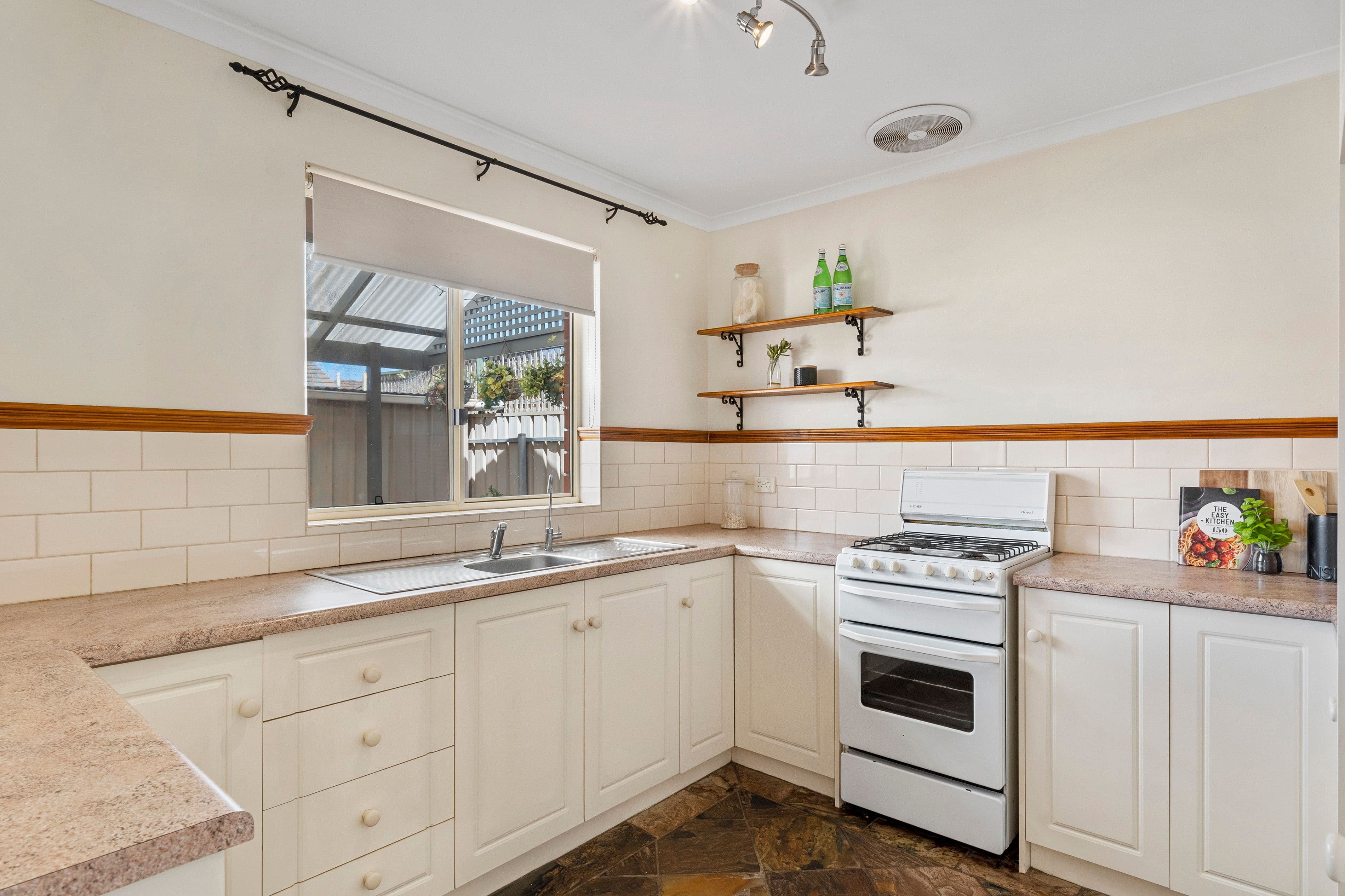 7 Claremont Avenue, Oakden SA 5086, Oakden - Thumbnail 3