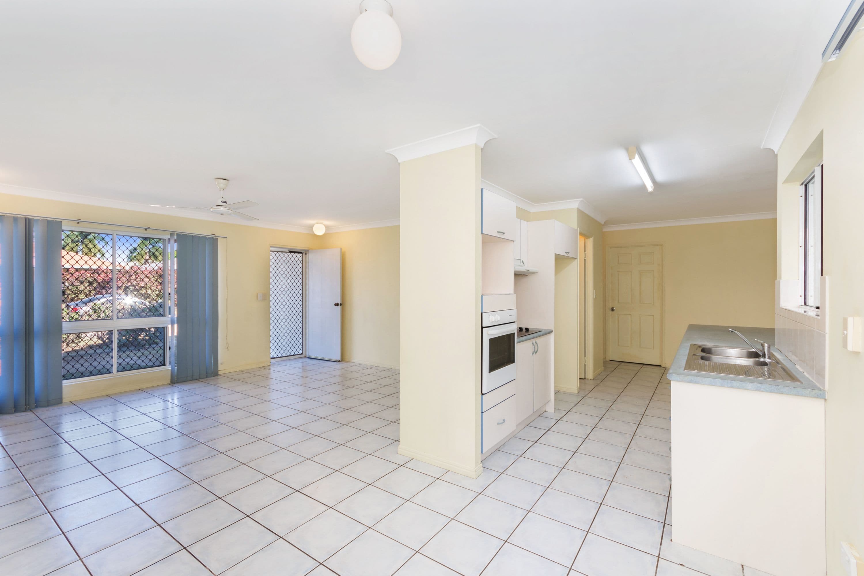 70 Regatta Crescent, Douglas QLD 4814, Douglas - Thumbnail 3