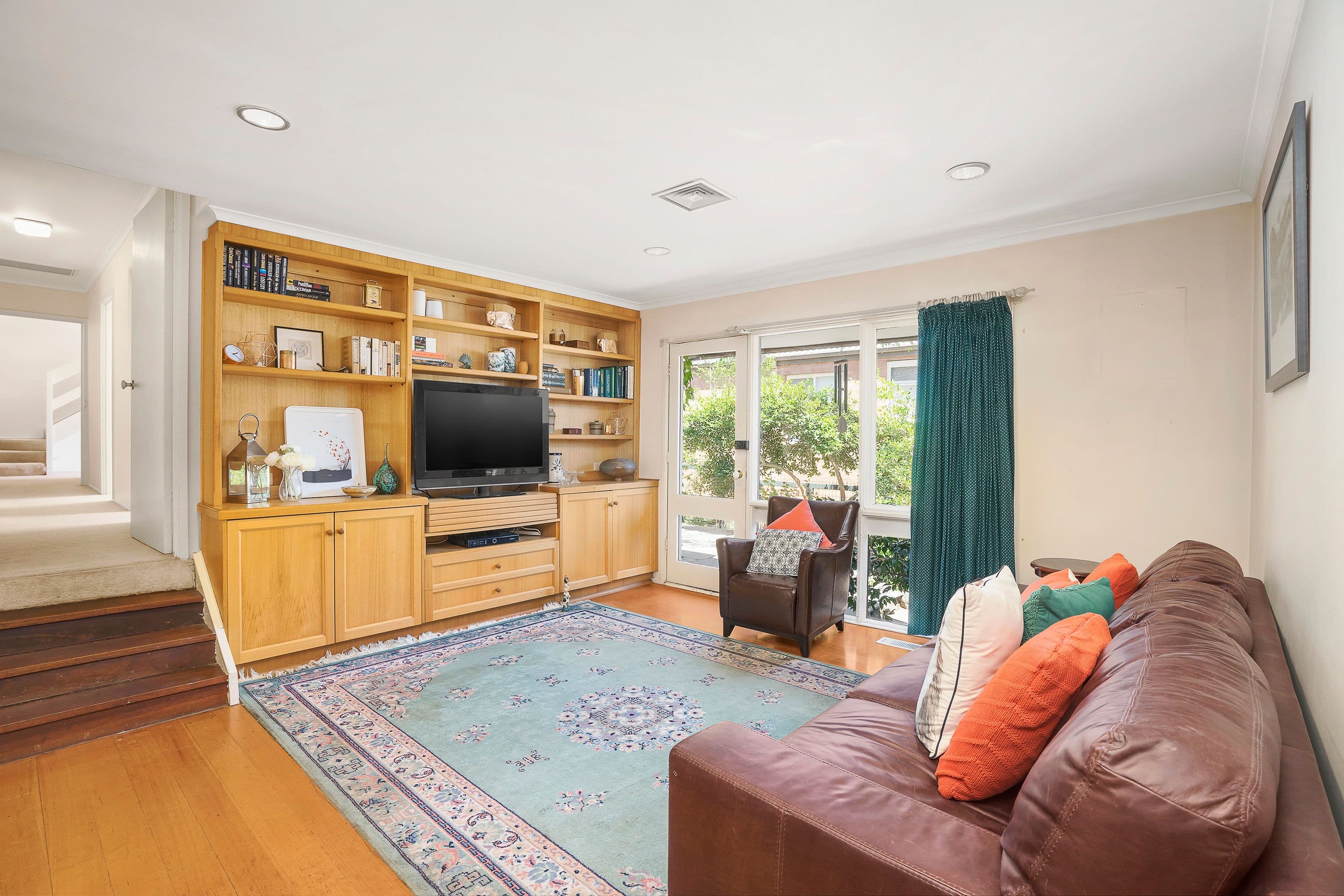 9 The Ridge, Blackburn VIC 3130, Blackburn - Thumbnail 2