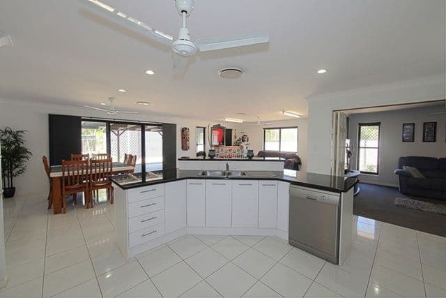 39 Regency Road, MOORE PARK BEACH QLD 4670, Moore Park Beach - Thumbnail 3