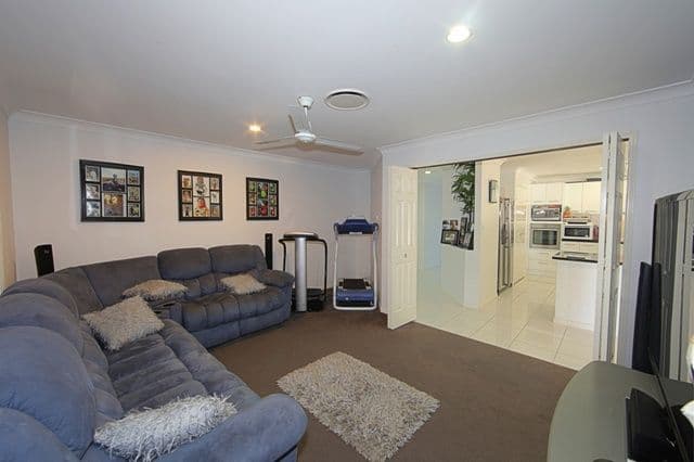 39 Regency Road, MOORE PARK BEACH QLD 4670, Moore Park Beach - Thumbnail 6