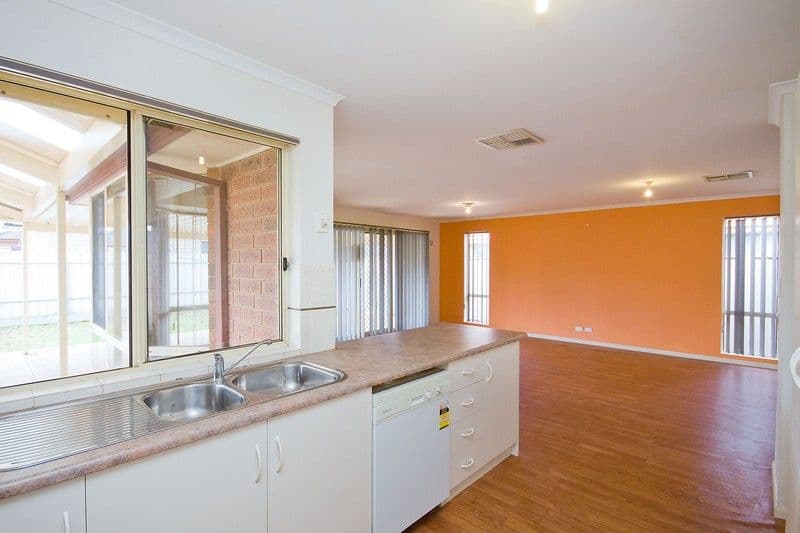 61 Blue Ridge Drive, MOOROOLBARK, Mooroolbark - Thumbnail 6