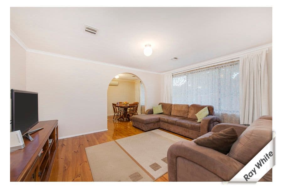 60 Onkaparinga Crescent, KALEEN ACT 2617, Kaleen - Thumbnail 3