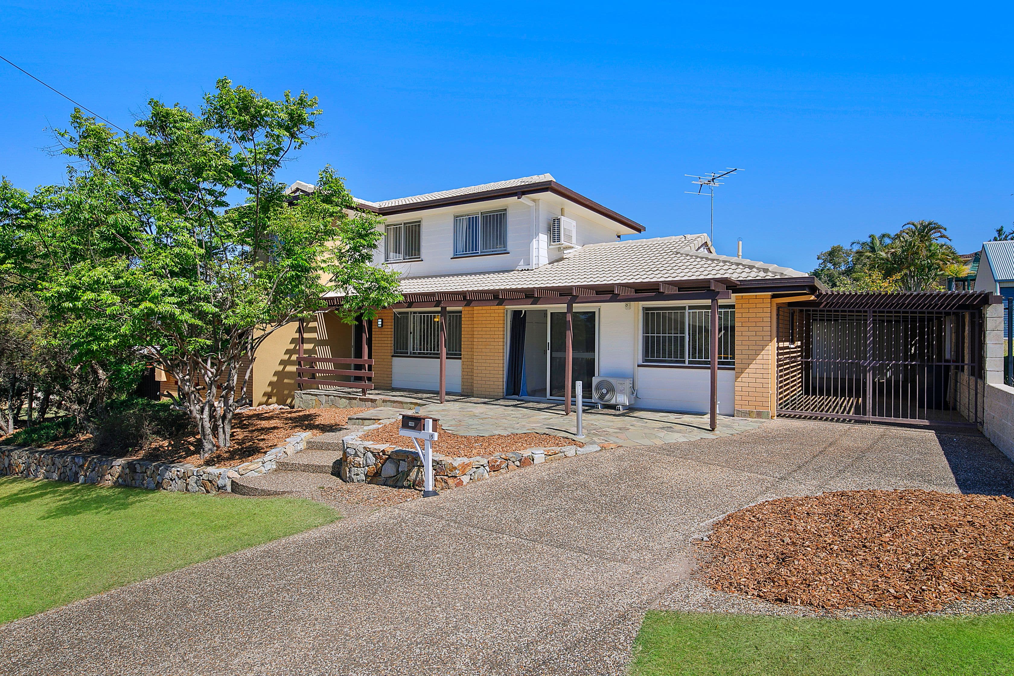 15 Bridgeport Street, Macgregor QLD 4109, Macgregor - Image 1