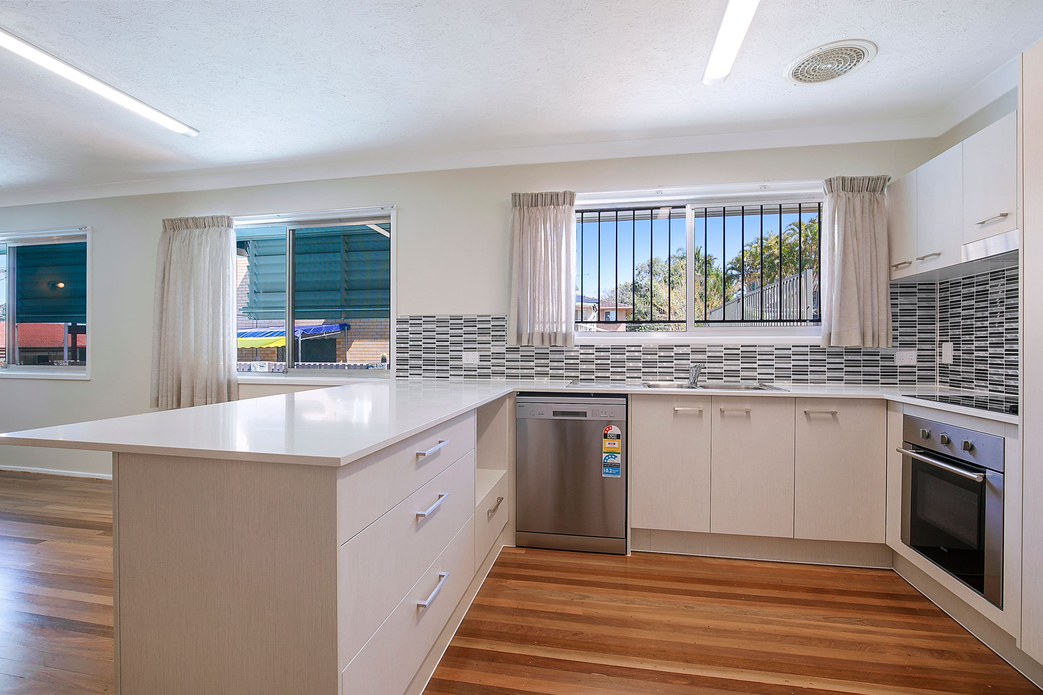 15 Bridgeport Street, Macgregor QLD 4109, Macgregor - Thumbnail 7