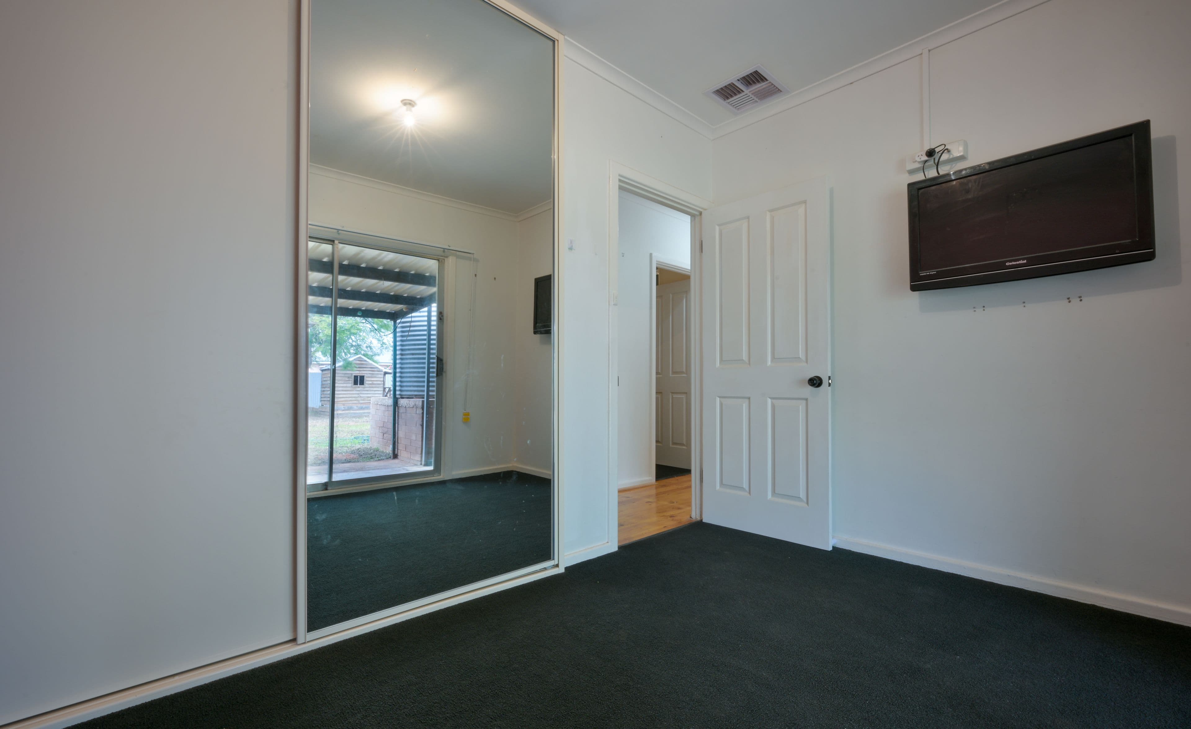 69 Flinders Avenue, Whyalla Stuart SA 5608, Whyalla Stuart - Thumbnail 5
