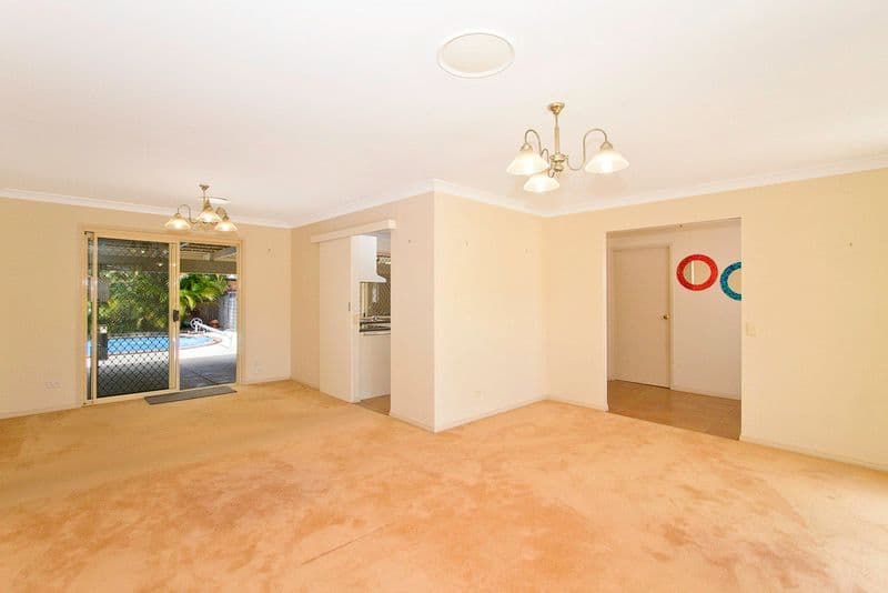 8 Acron Street, ELANORA QLD 4221, Elanora - Thumbnail 3