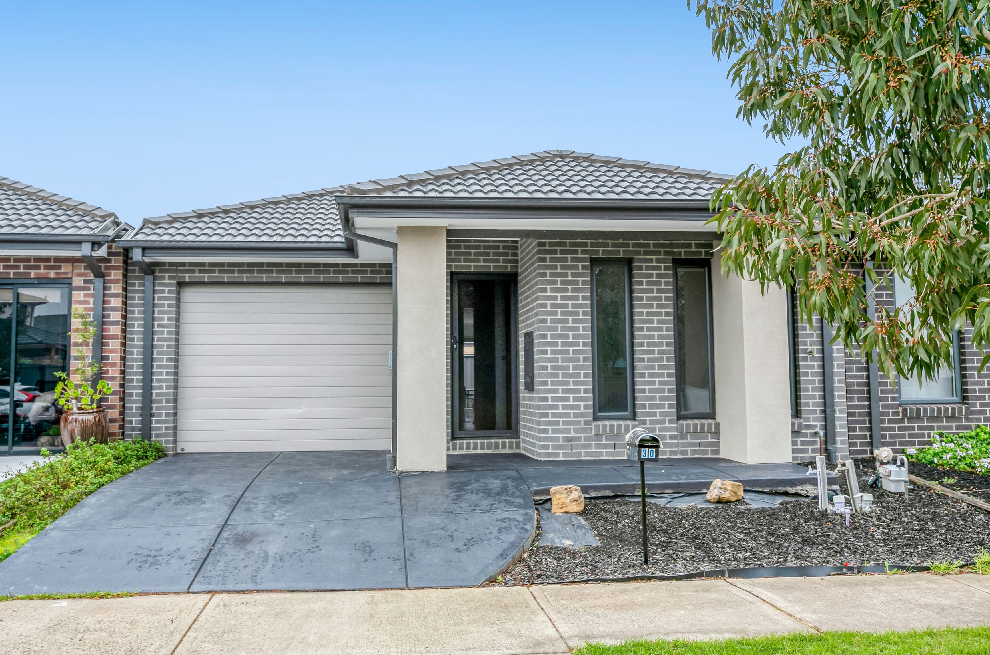 30 Eremophila Circuit, Craigieburn VIC 3064, Craigieburn - Image 1