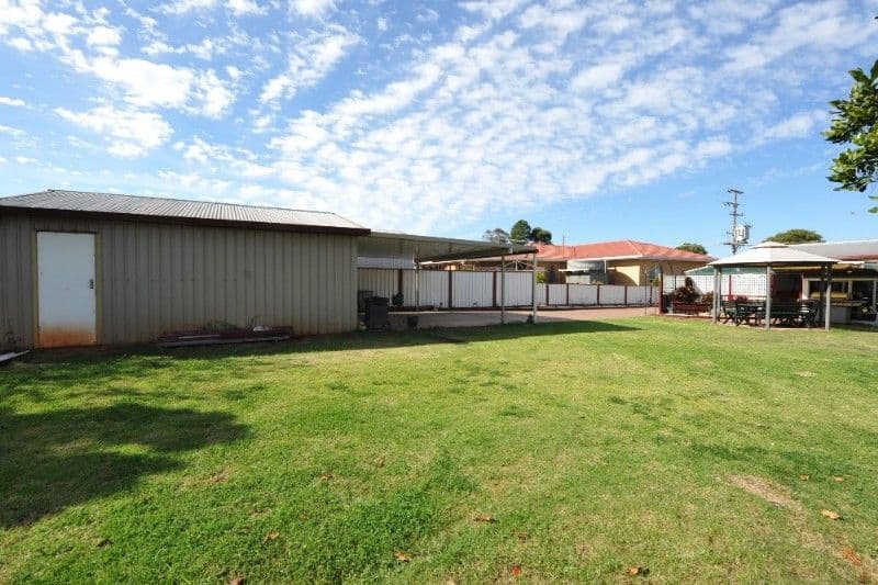 23 Devine Street, HARRISTOWN QLD 4350, Harristown - Thumbnail 7