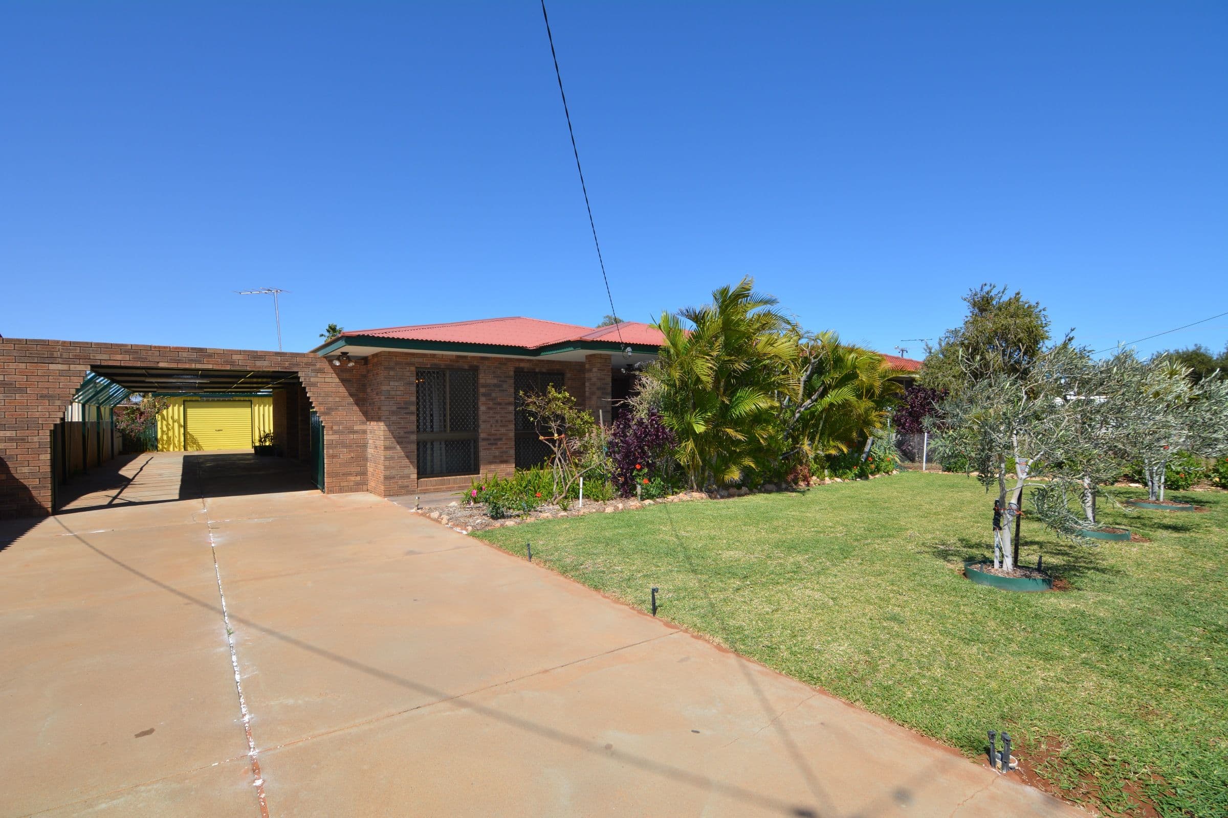 4 Willesee Street, Carnarvon WA 6701, Carnarvon - Image 1
