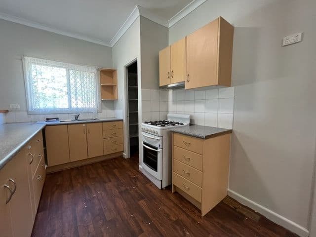 24 Cypress Street, Rangeway WA 6530, Rangeway - Thumbnail 2