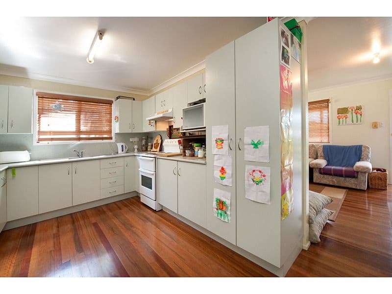 8 Charles Street, BERSERKER QLD 4701, Berserker - Thumbnail 2