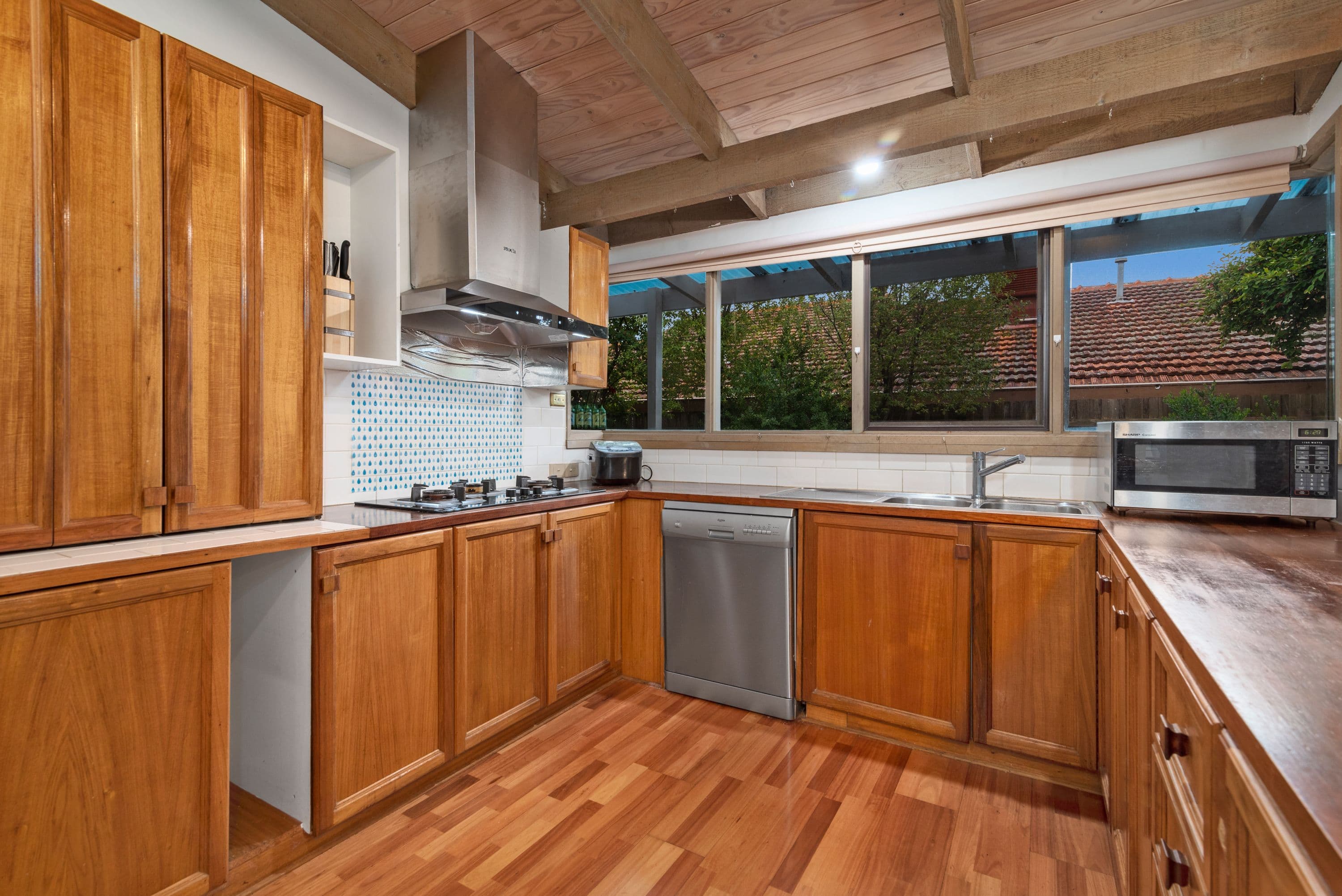 12 Verdale Close, Mitcham VIC 3132, Mitcham - Thumbnail 3