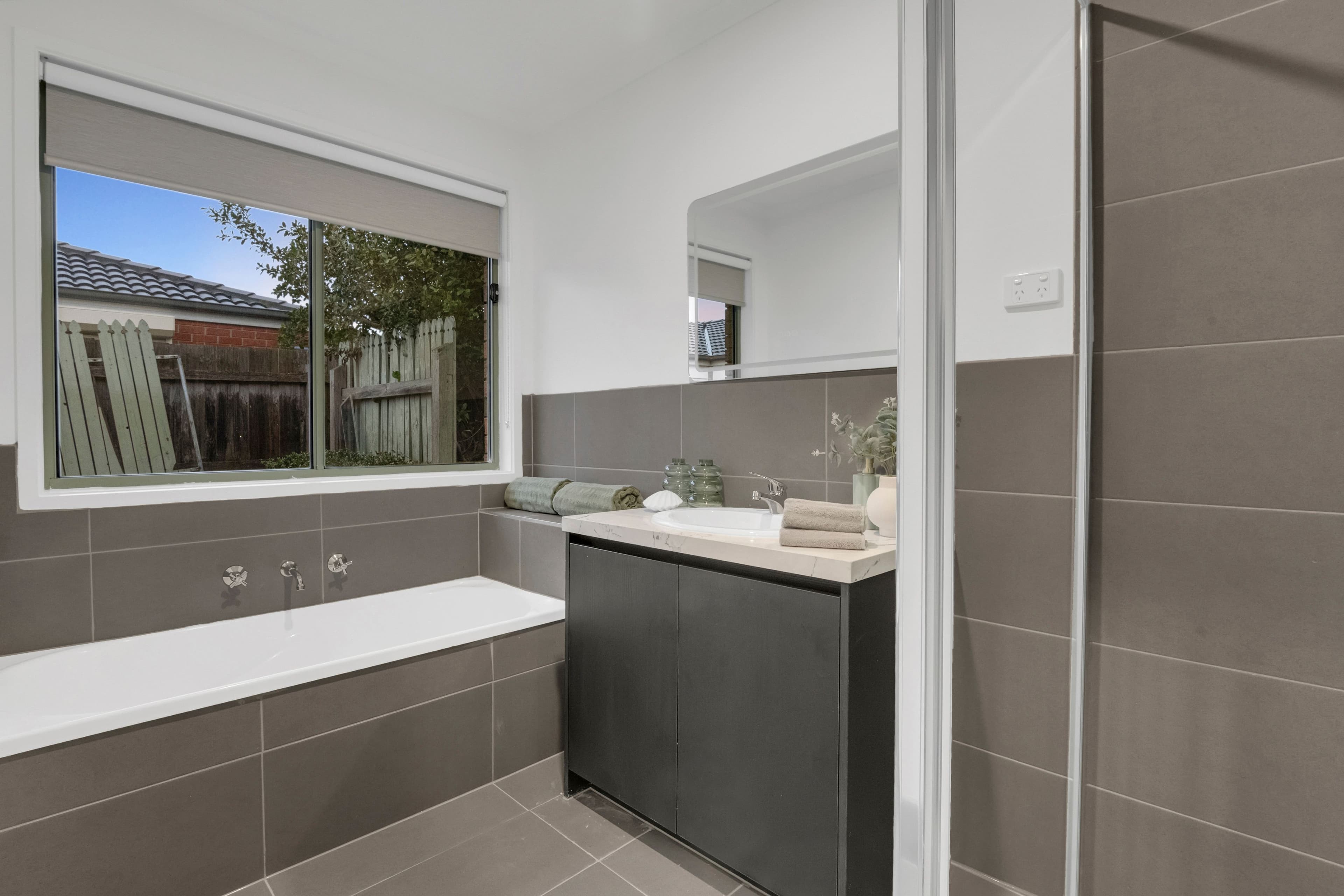 52 Rhine Drive, Roxburgh Park VIC 3064, Roxburgh Park - Thumbnail 6