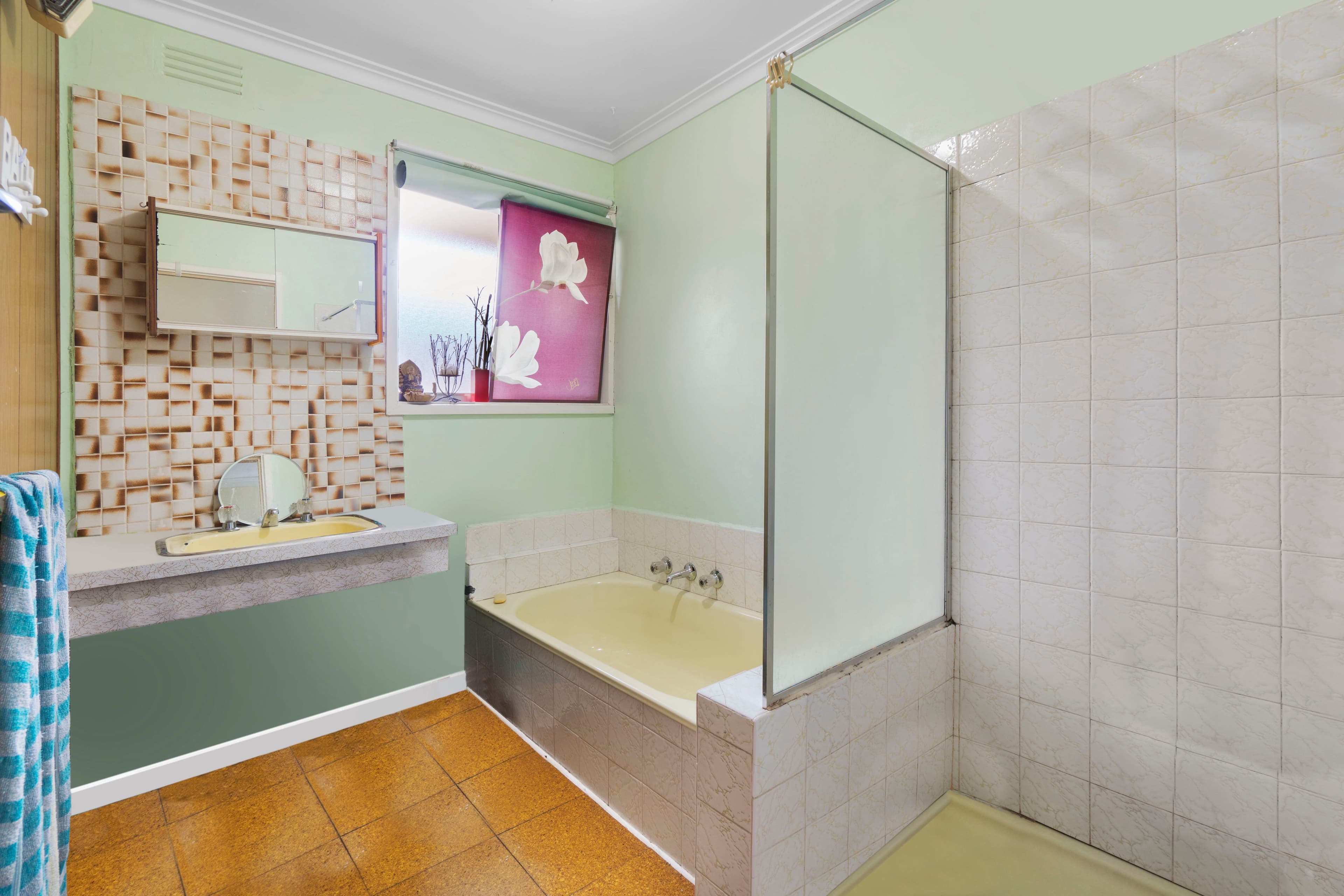 19 Kingsford Avenue, Melton South VIC 3338, Melton South - Thumbnail 5