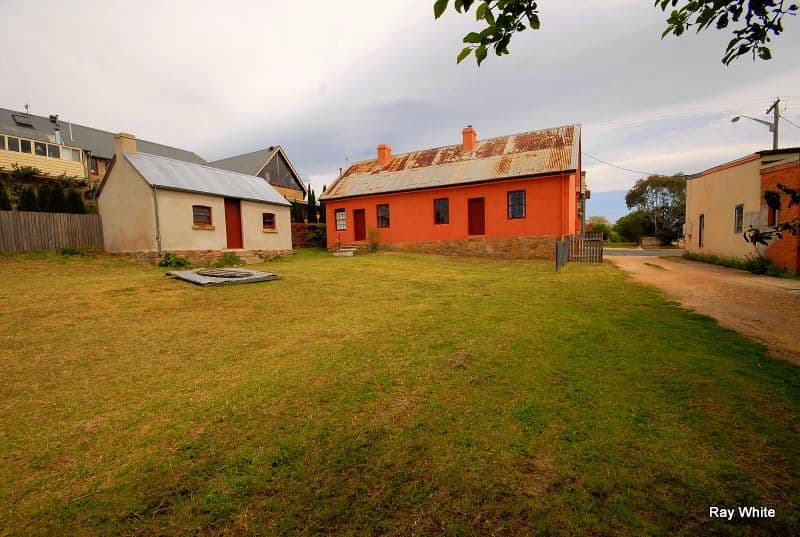 185 Wallace Street, BRAIDWOOD NSW 2622, Braidwood - Thumbnail 2