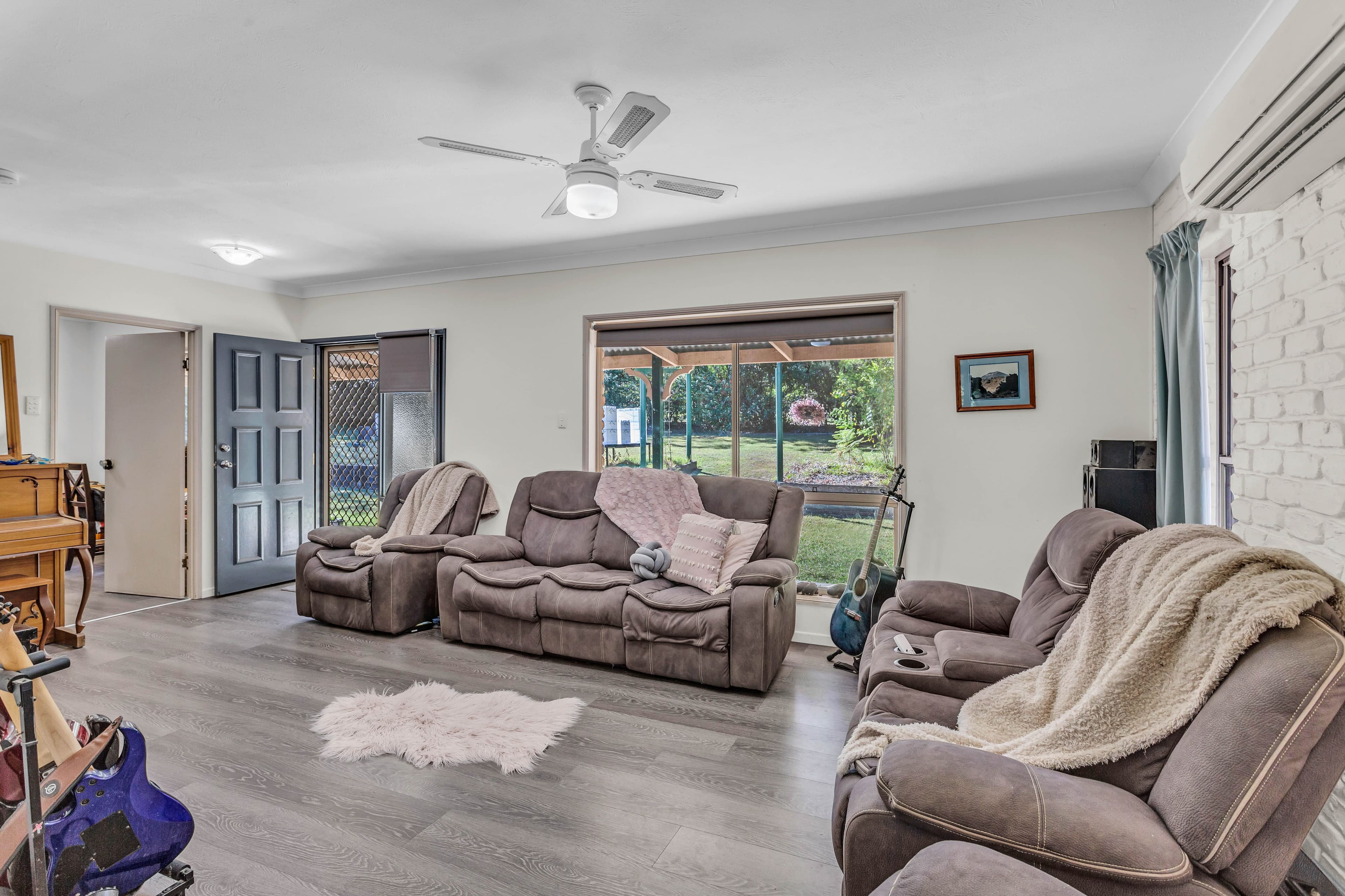 54-58 Kensington Drive, Munruben QLD 4125, Munruben - Thumbnail 2