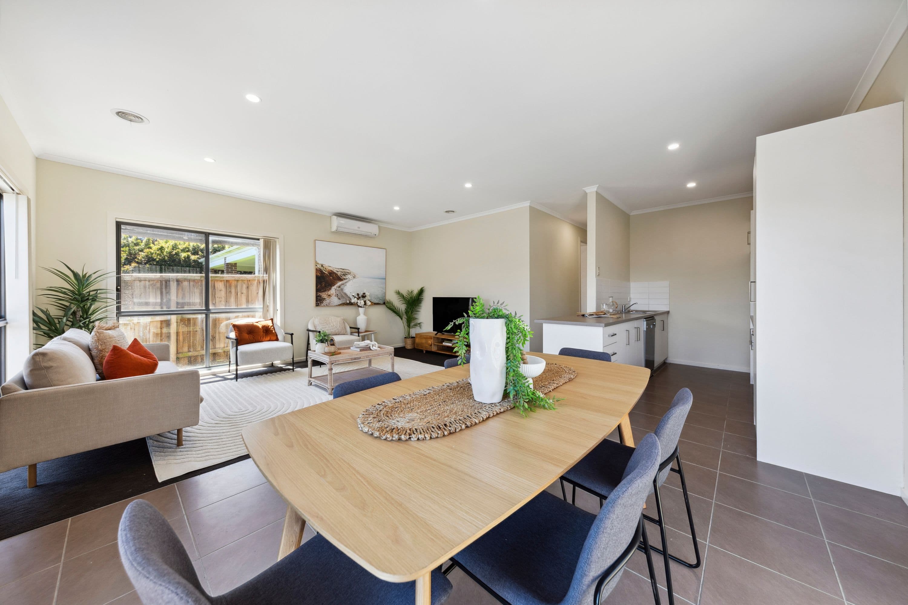 13 Herbert Street, Pakenham VIC 3810, Pakenham - Thumbnail 4