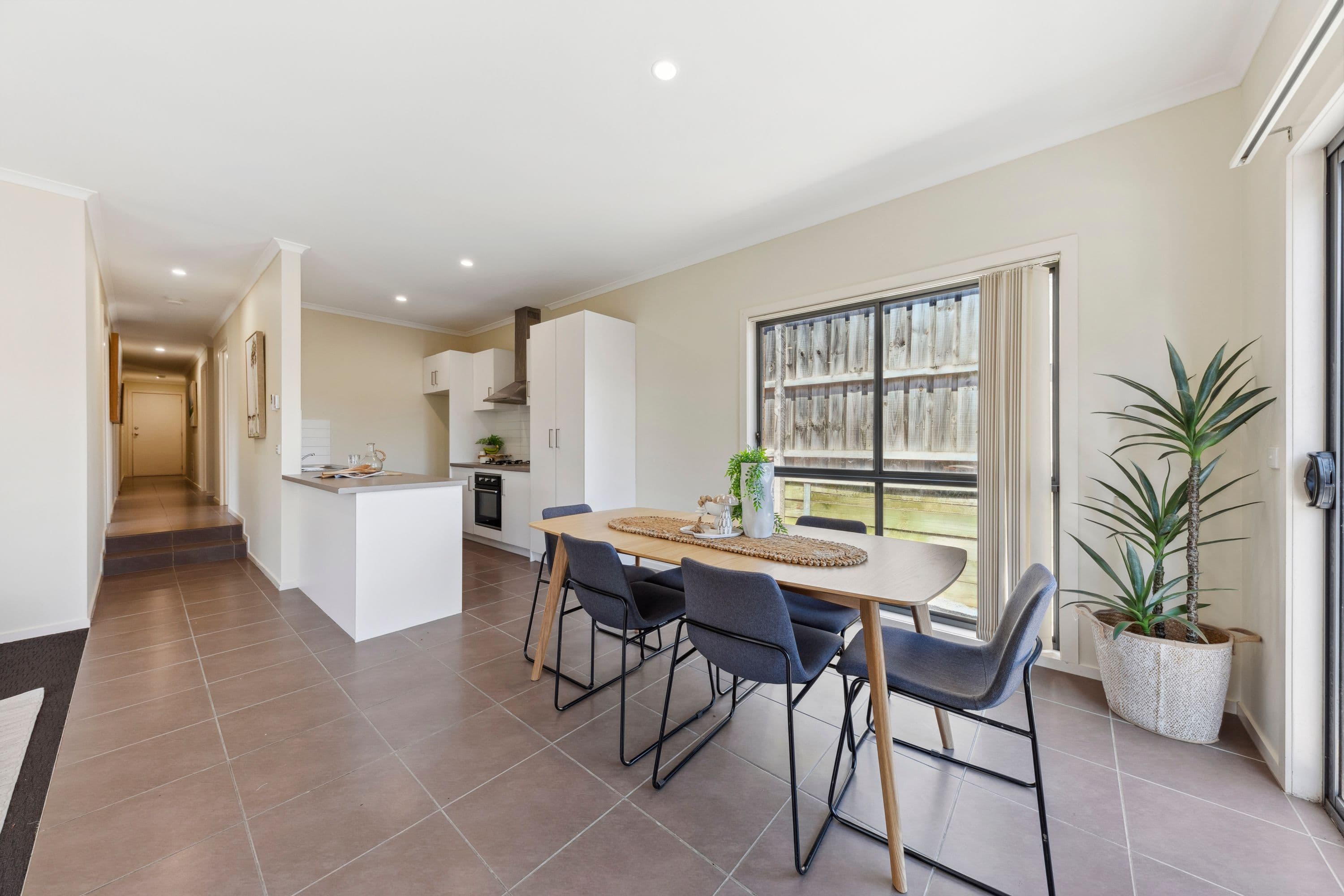 13 Herbert Street, Pakenham VIC 3810, Pakenham - Thumbnail 5