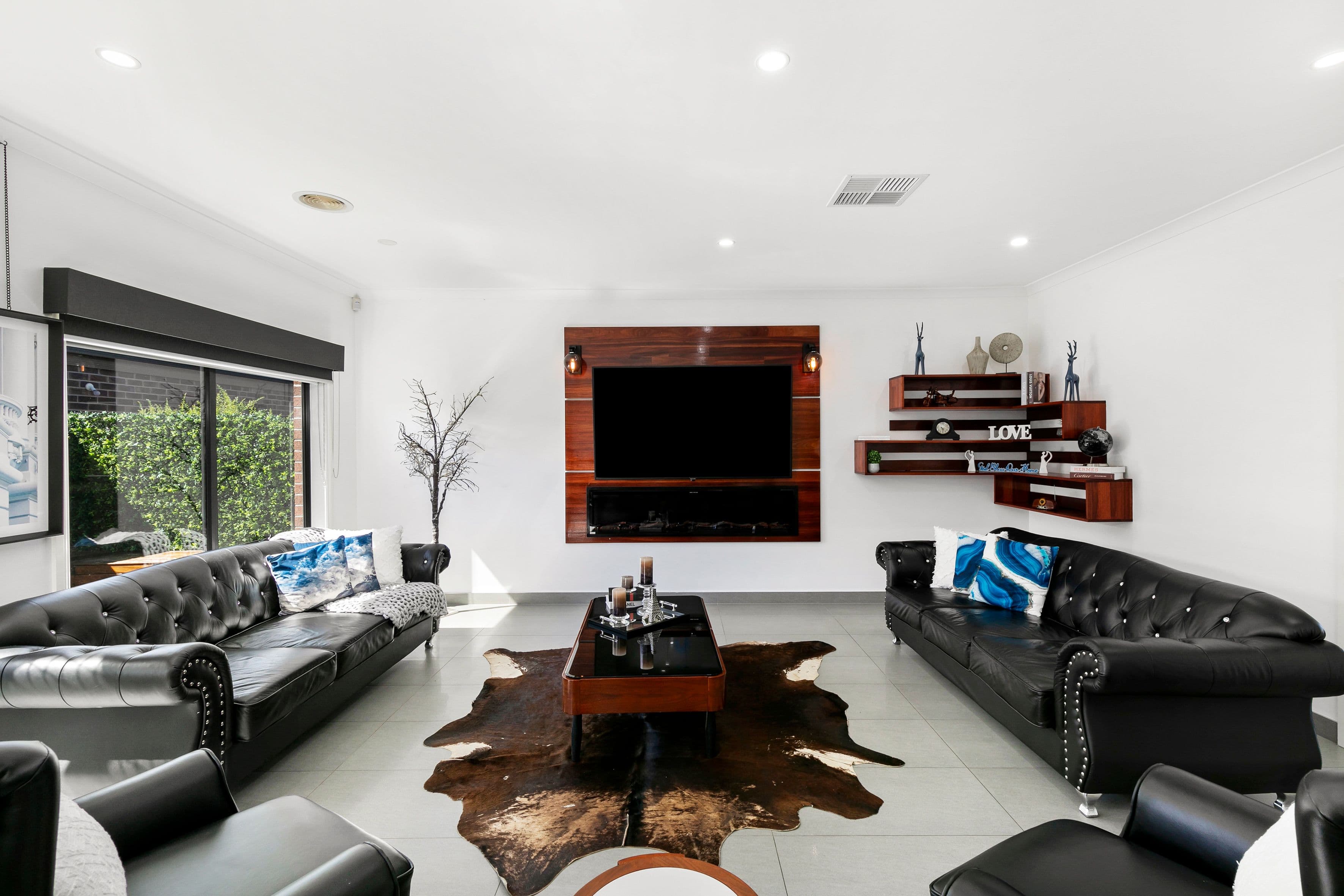 12 Coachwood Street, Craigieburn VIC 3064, Craigieburn - Thumbnail 2
