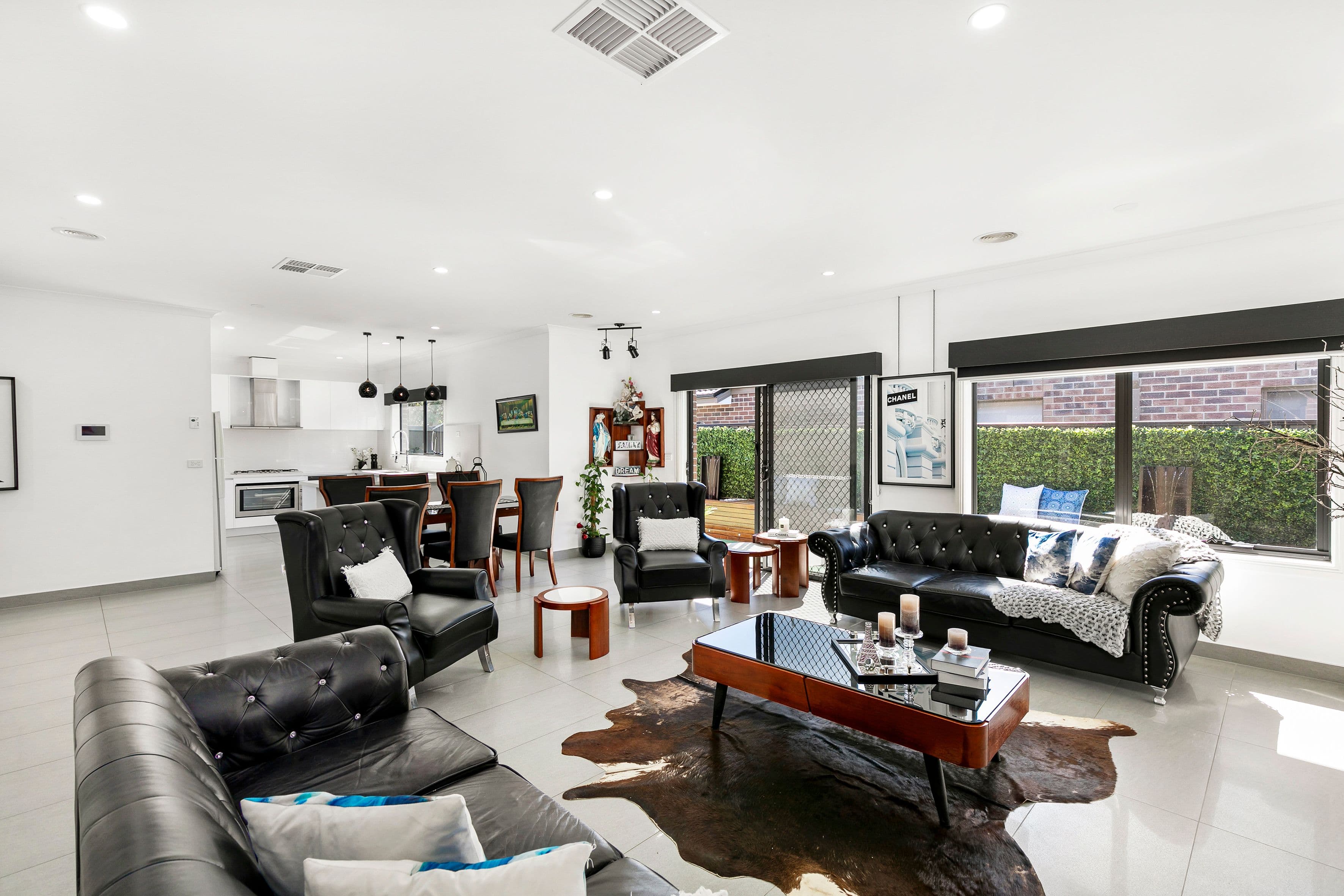 12 Coachwood Street, Craigieburn VIC 3064, Craigieburn - Thumbnail 3