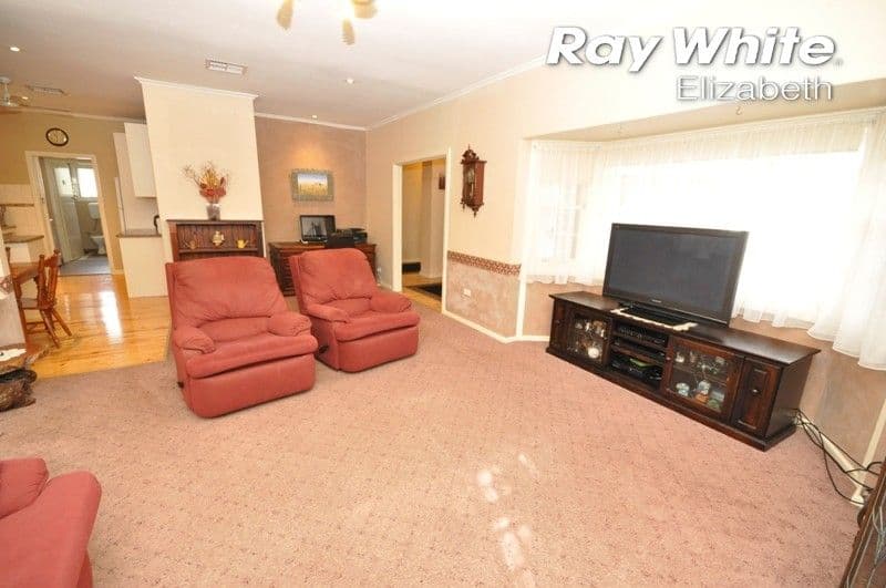 8 Perrott Street, Elizabeth Park SA 5113, Elizabeth Park - Thumbnail 6