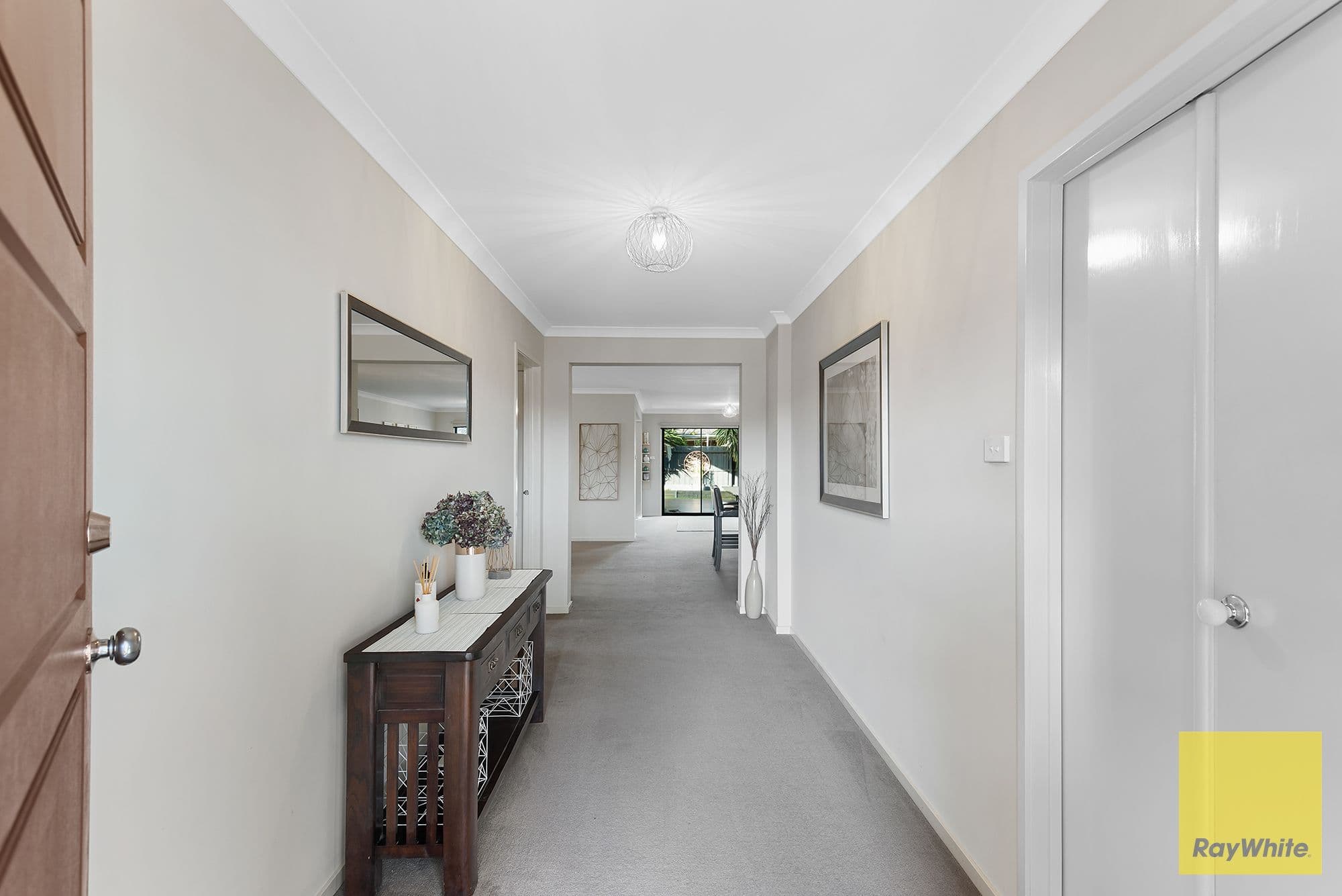 11 Barchester Avenue, Truganina VIC 3029, Truganina - Thumbnail 2