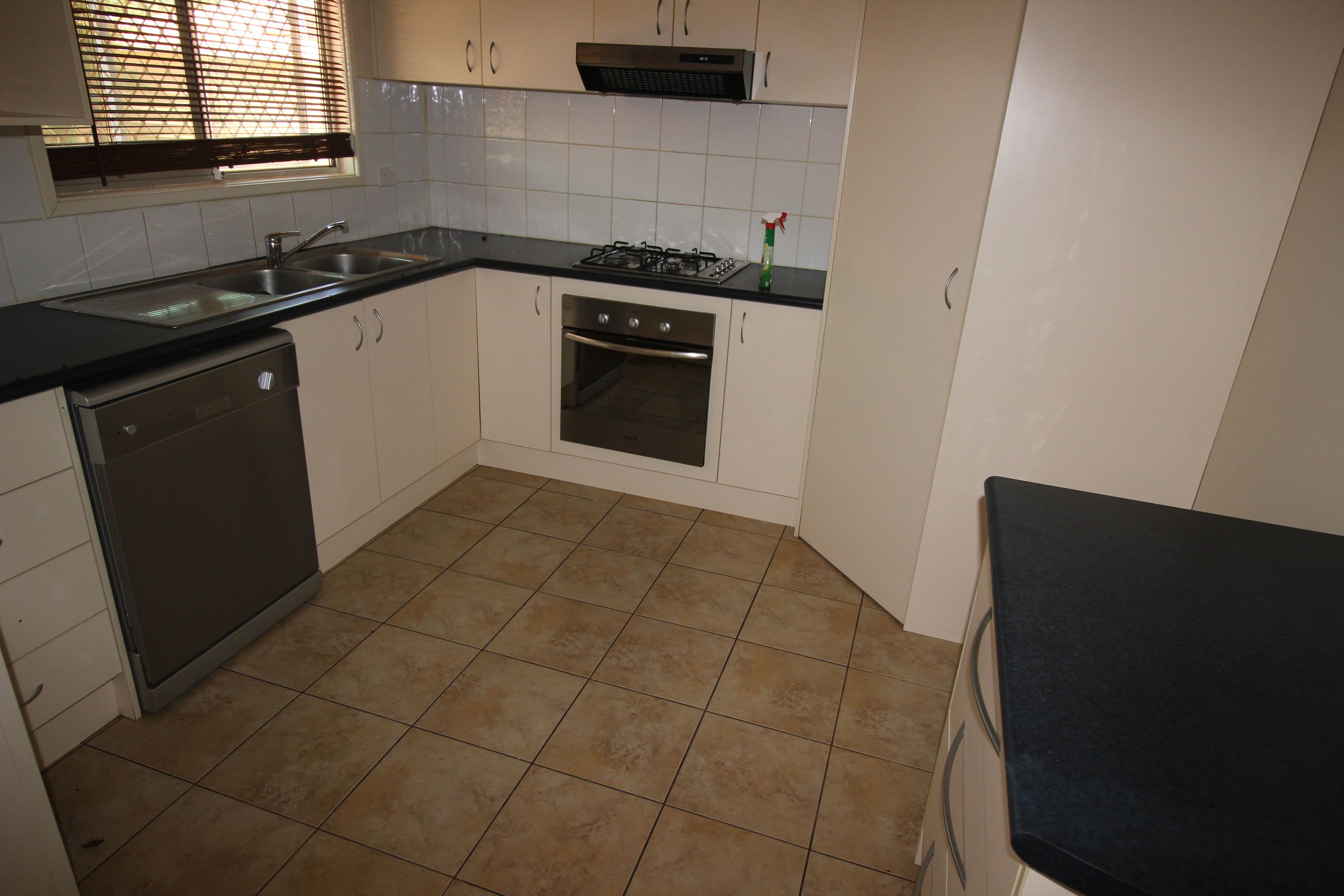 2 Frisby Court, South Hedland WA 6722, South Hedland - Thumbnail 8