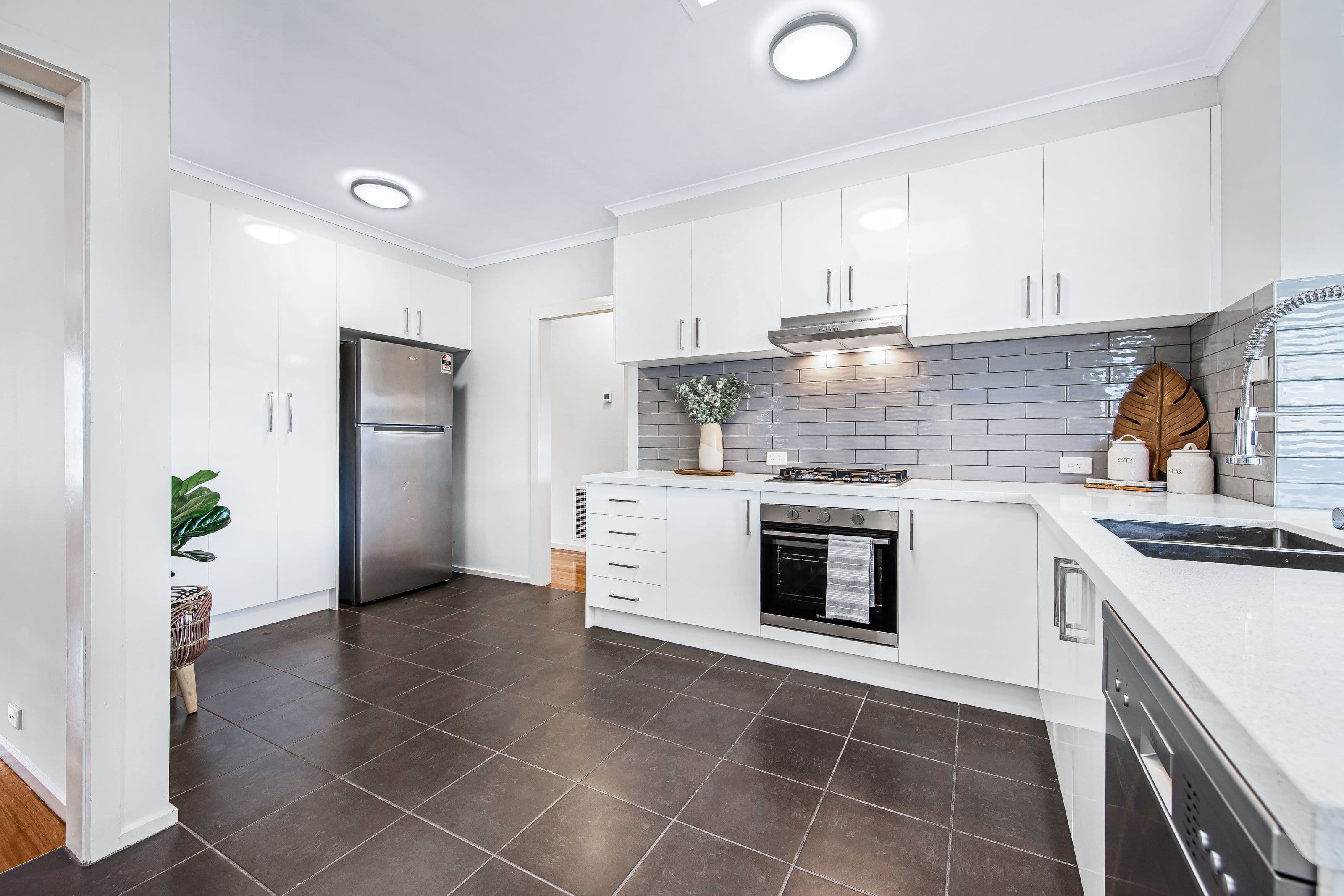 740 Highbury Road, Glen Waverley VIC 3150, Glen Waverley - Thumbnail 4
