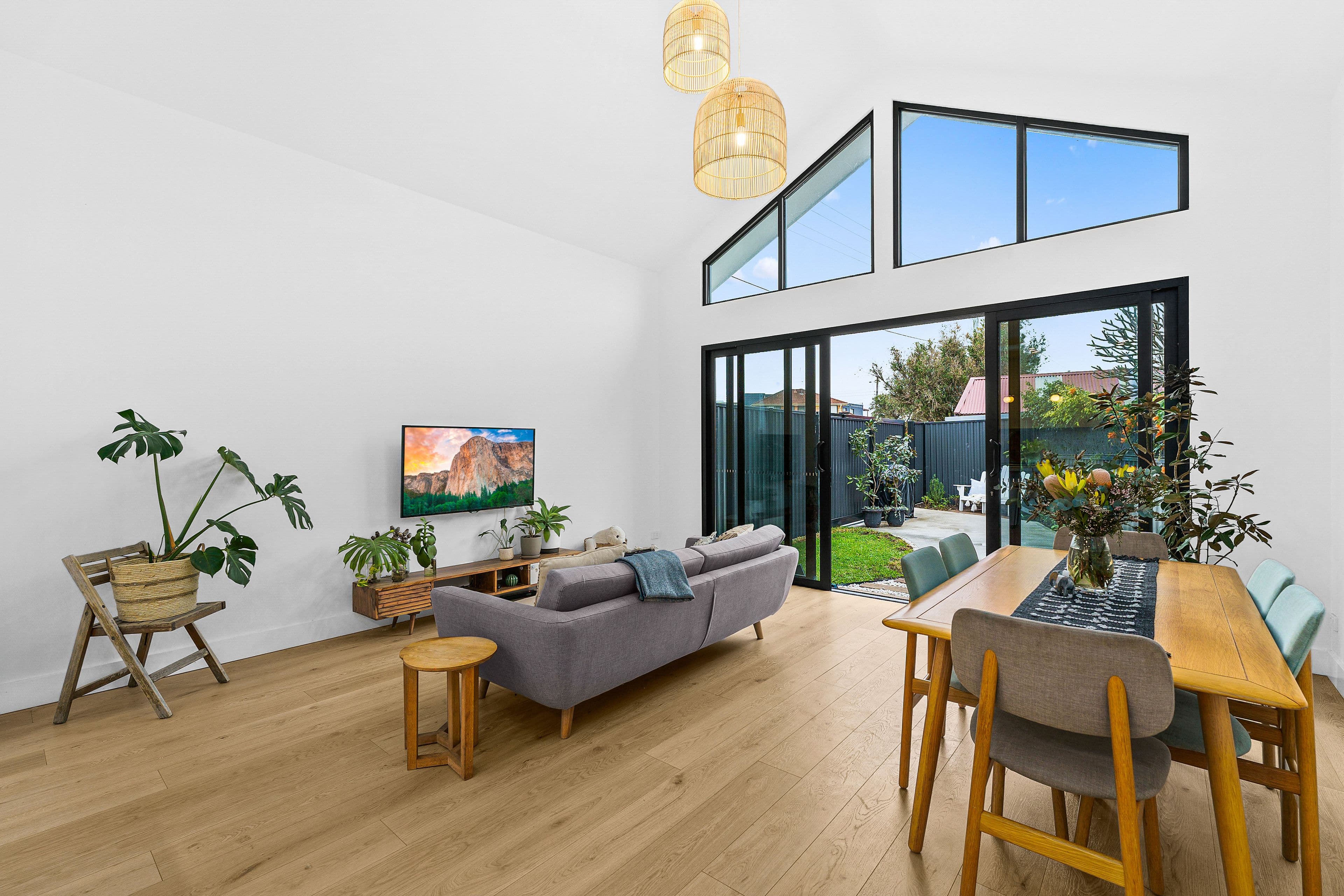 42 Glenfarne Street, Bexley NSW 2207, Bexley - Thumbnail 2