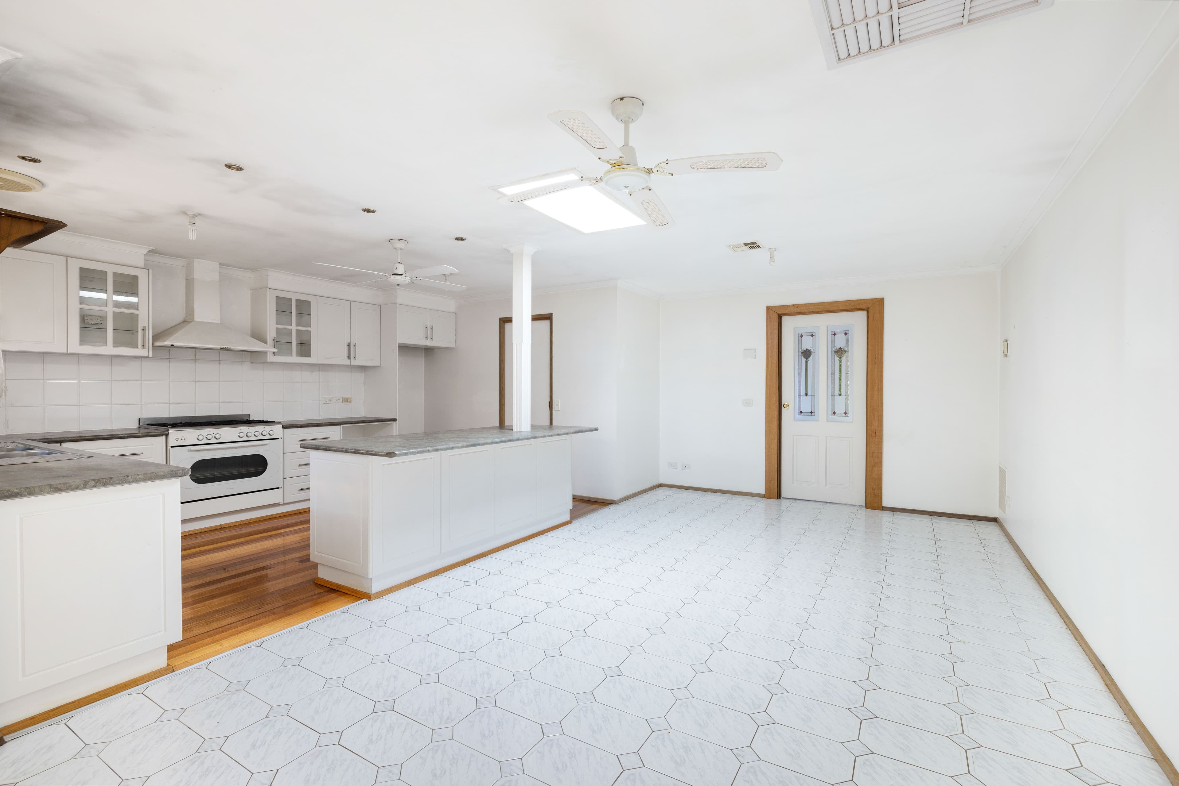 47 Dundee Way, Sydenham VIC 3037, Sydenham - Thumbnail 3