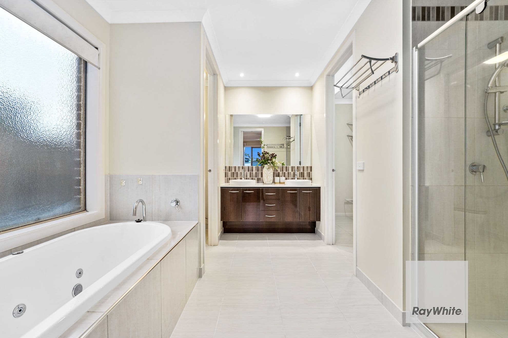 3 Pirie Way, Taylors Hill VIC 3037, Taylors Hill - Thumbnail 3