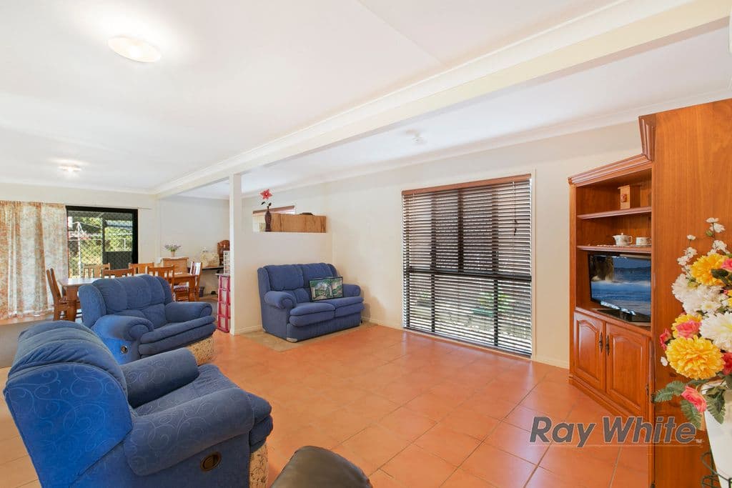 3 Barton Street, Capalaba QLD 4157, Capalaba - Thumbnail 2
