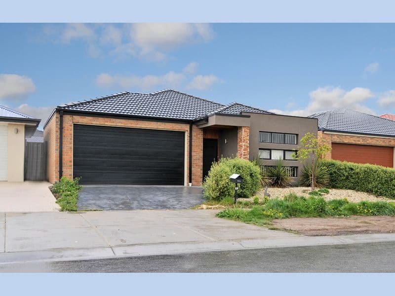 20 Centennial Park Drive, CRAIGIEBURN VIC 3064, Craigieburn - Image 1