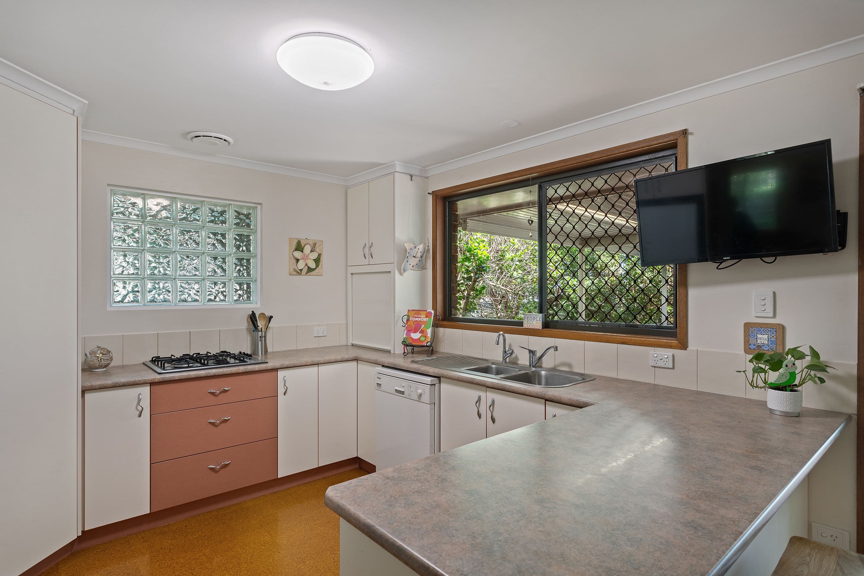 8 Wilson Street, Rangeville QLD 4350, Rangeville - Thumbnail 3
