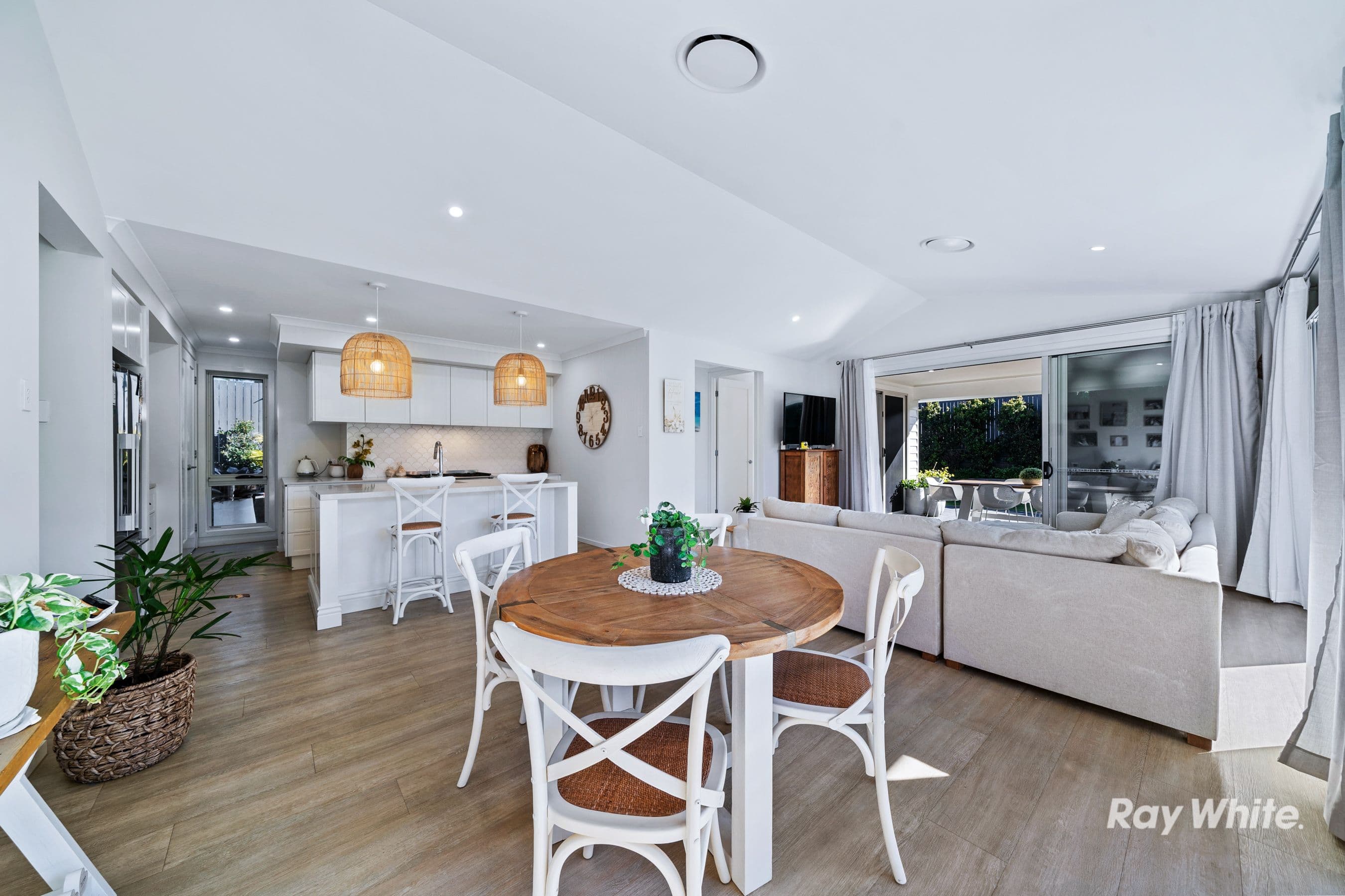 7 Amazon Way, Greenbank QLD 4124, Greenbank - Thumbnail 7