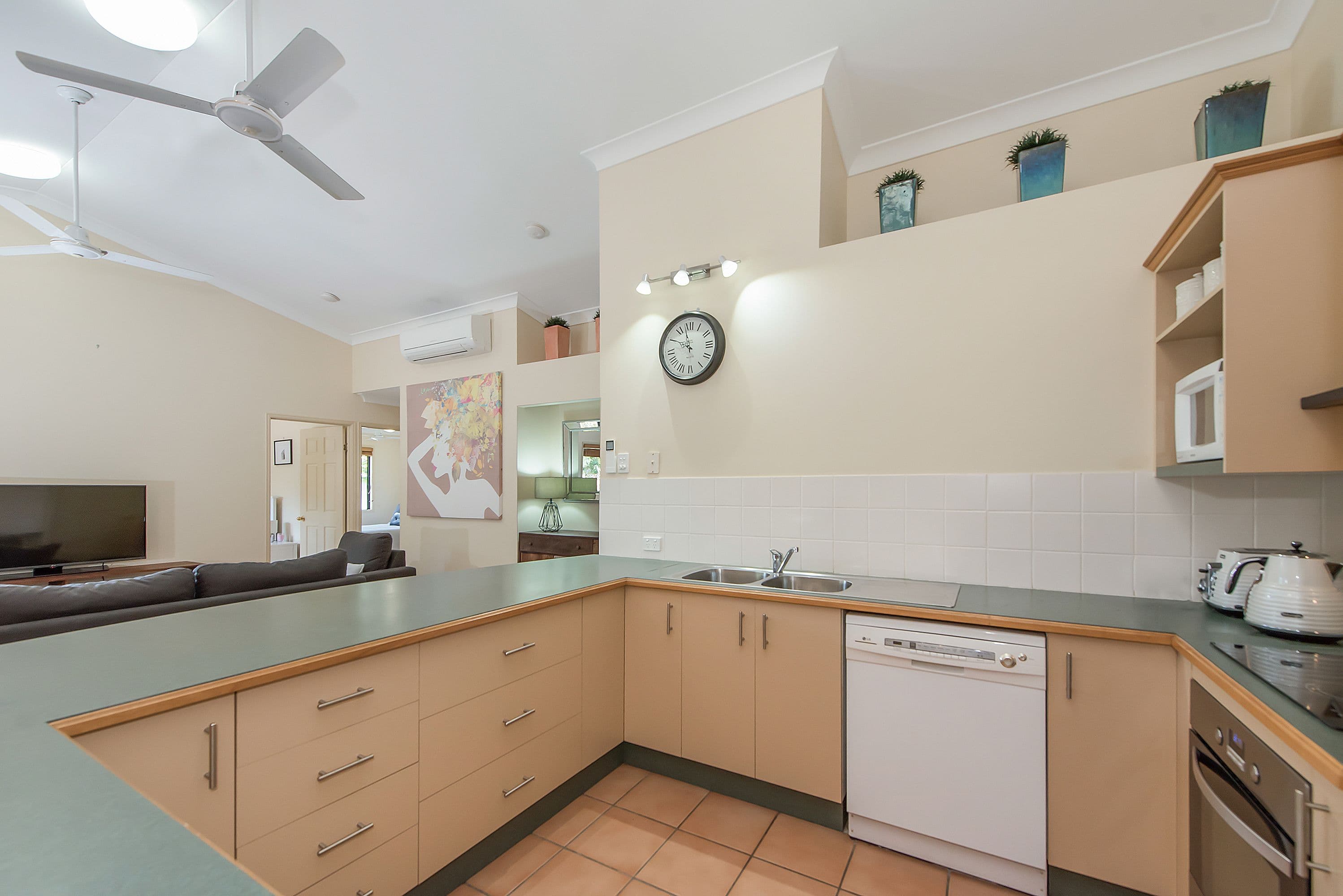 36 Woodbine Drive, Annandale QLD 4814, Annandale - Thumbnail 4
