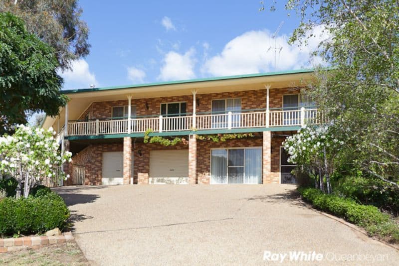 15 Pine Place, QUEANBEYAN NSW 2620, Queanbeyan - Image 1