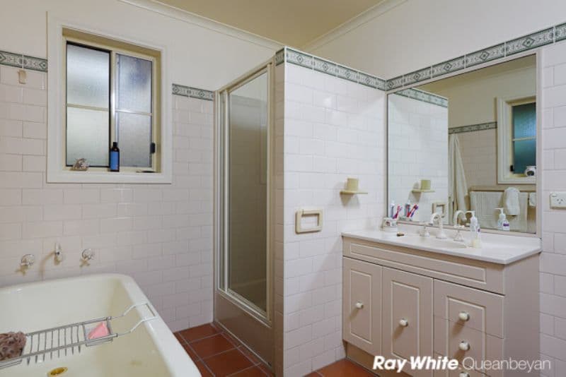 15 Pine Place, QUEANBEYAN NSW 2620, Queanbeyan - Thumbnail 8