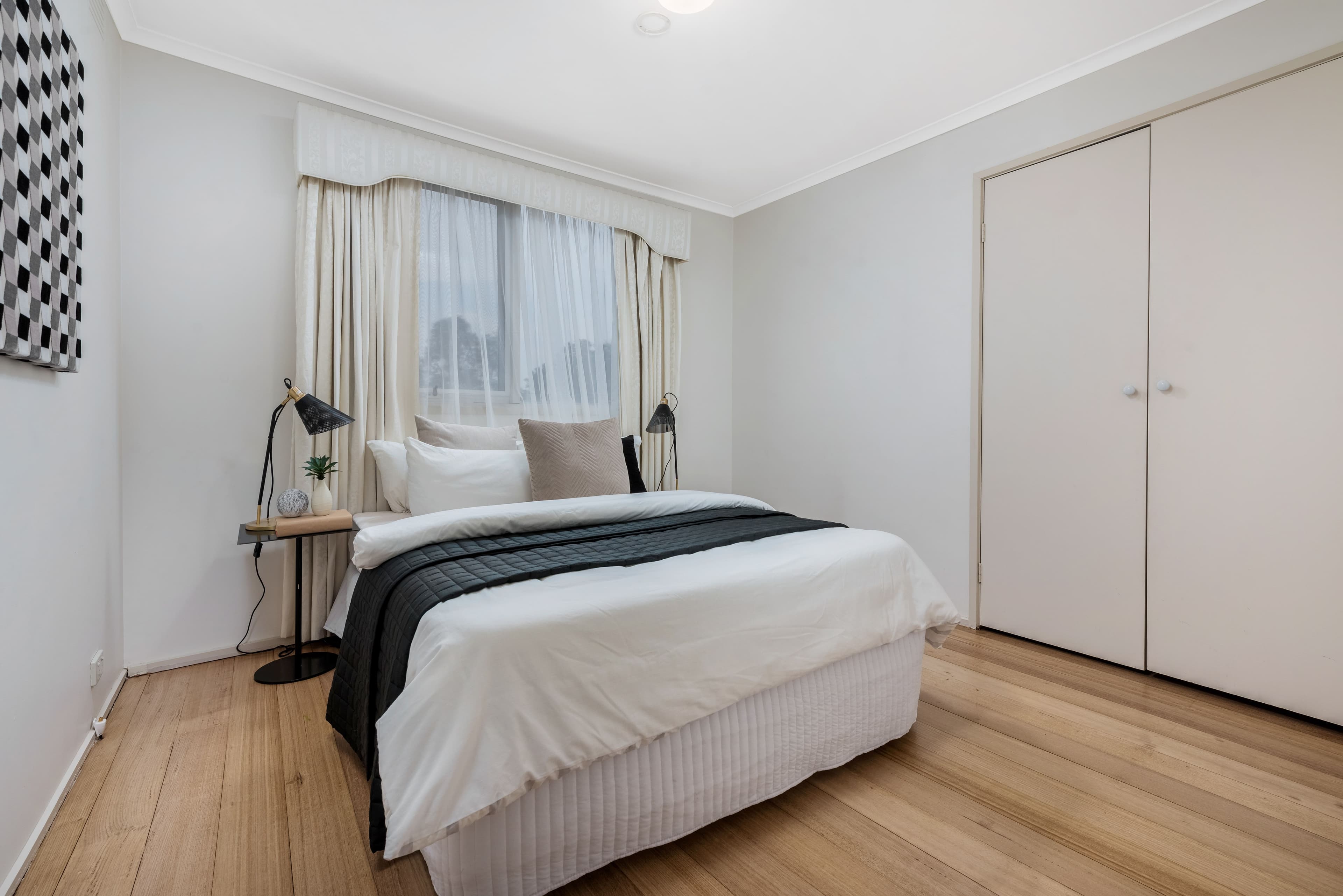 24 Medora Avenue, Bundoora VIC 3083, Bundoora - Thumbnail 8