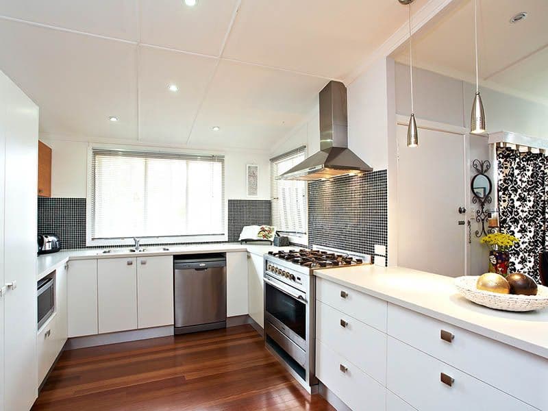 28 Lomatta Street, THE GAP QLD 4061, The Gap - Thumbnail 3