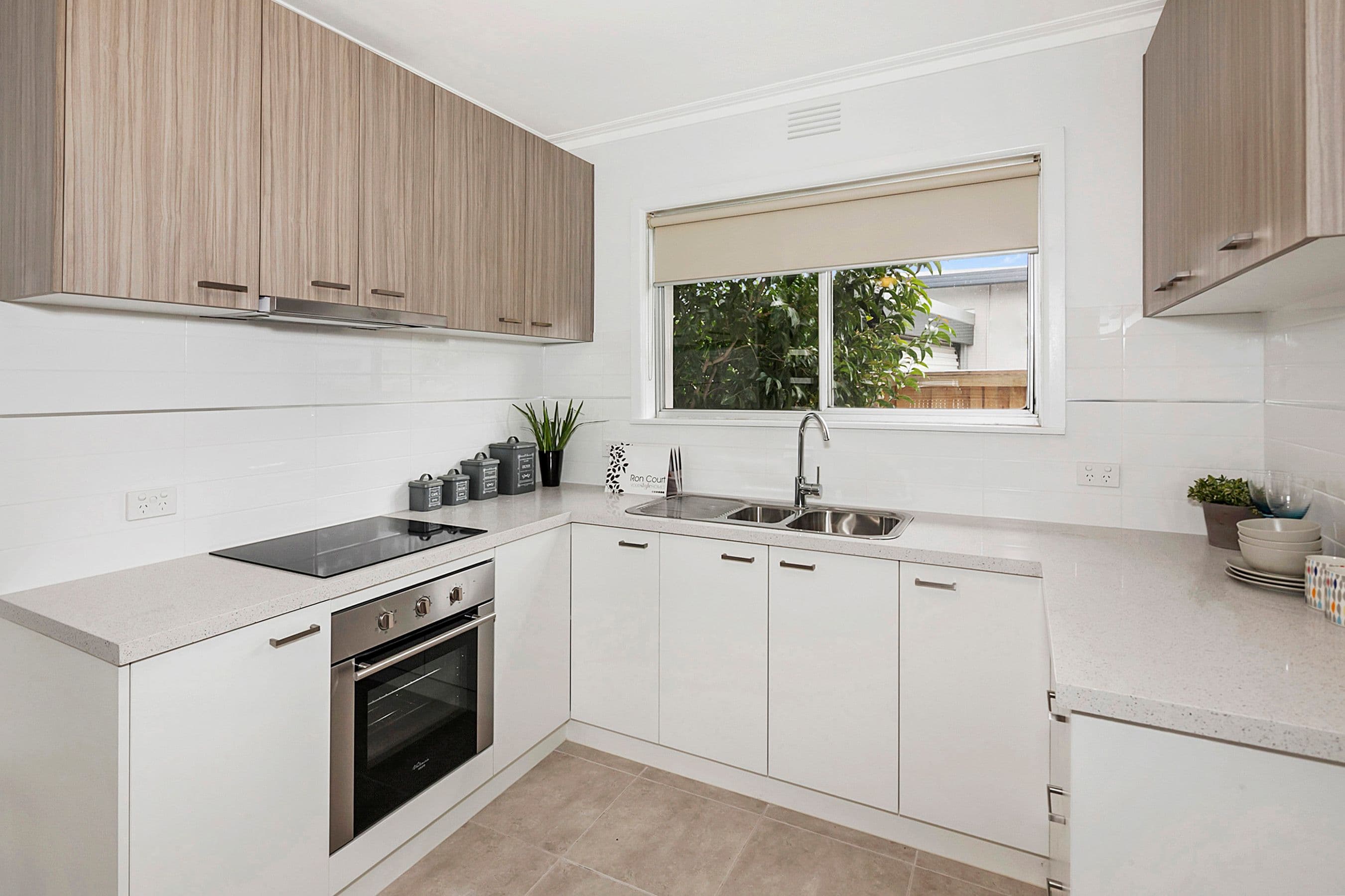 1110 Gregory Street, Lake Wendouree VIC 3350, Lake Wendouree - Thumbnail 3