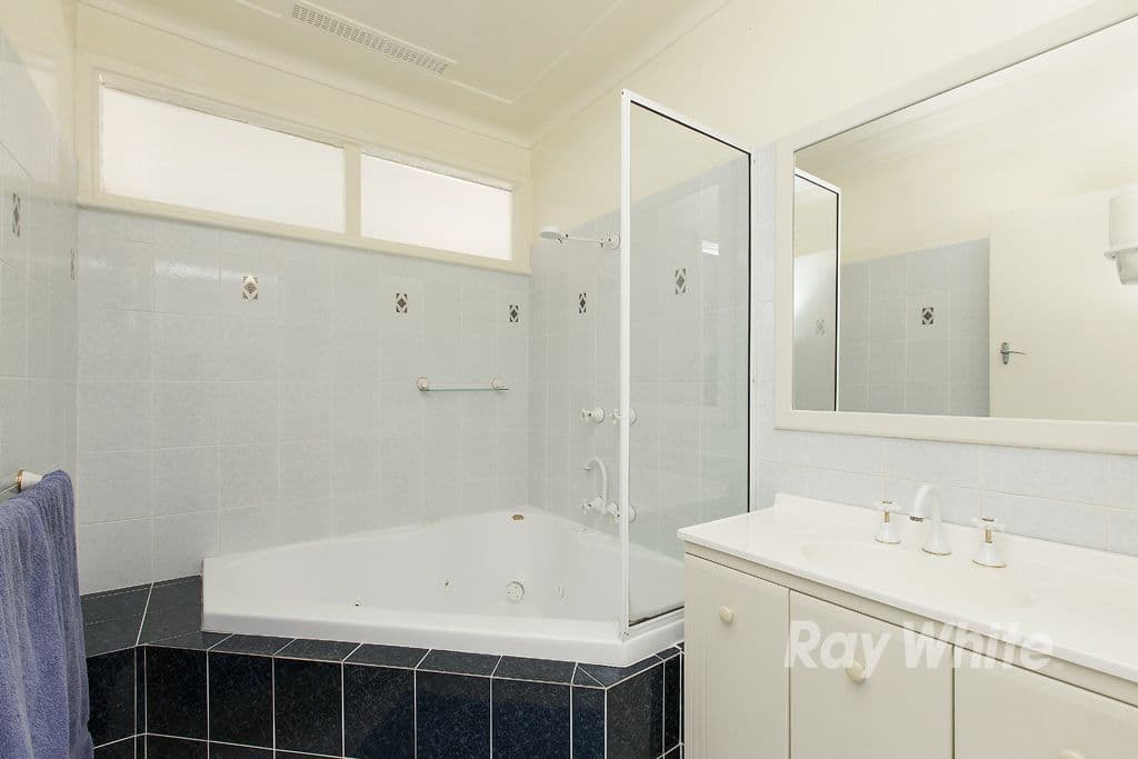 49 Turnbull Street, Fennell Bay - Thumbnail 6