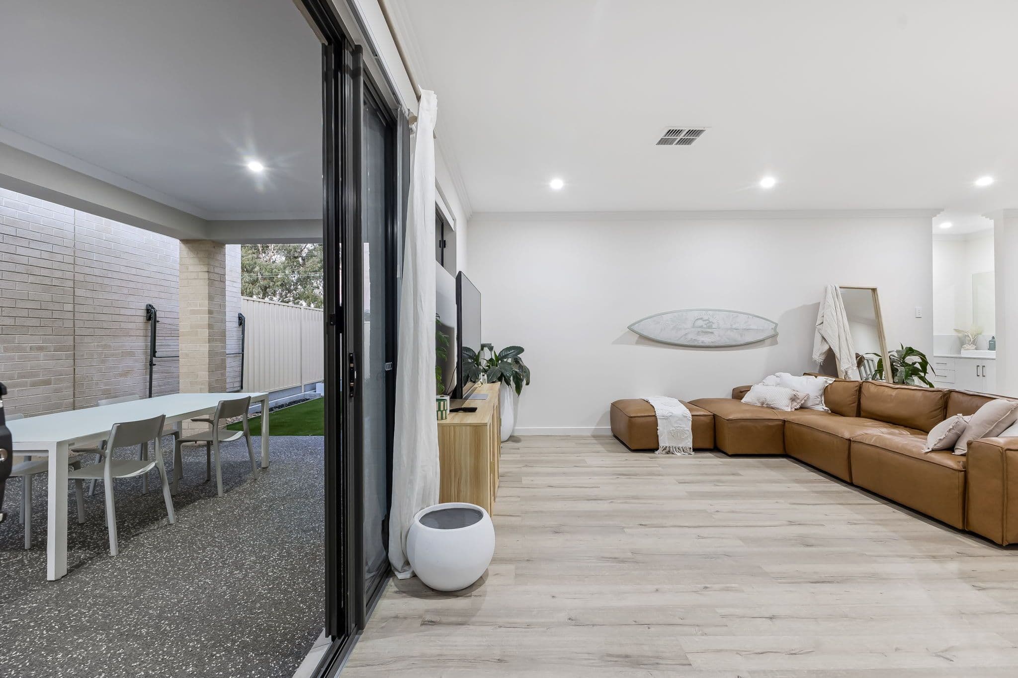 2 Hartley Road, Flinders Park SA 5025, Flinders Park - Thumbnail 4
